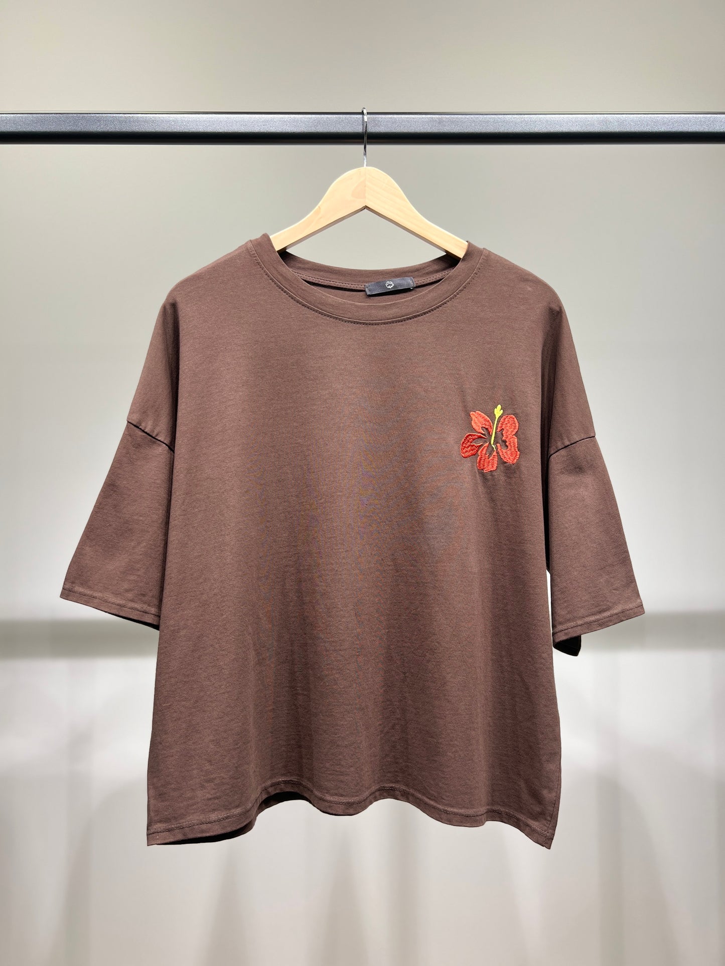 T-Shirt Large Cropped Manche Courte à Fleur Brodé 100% Coton