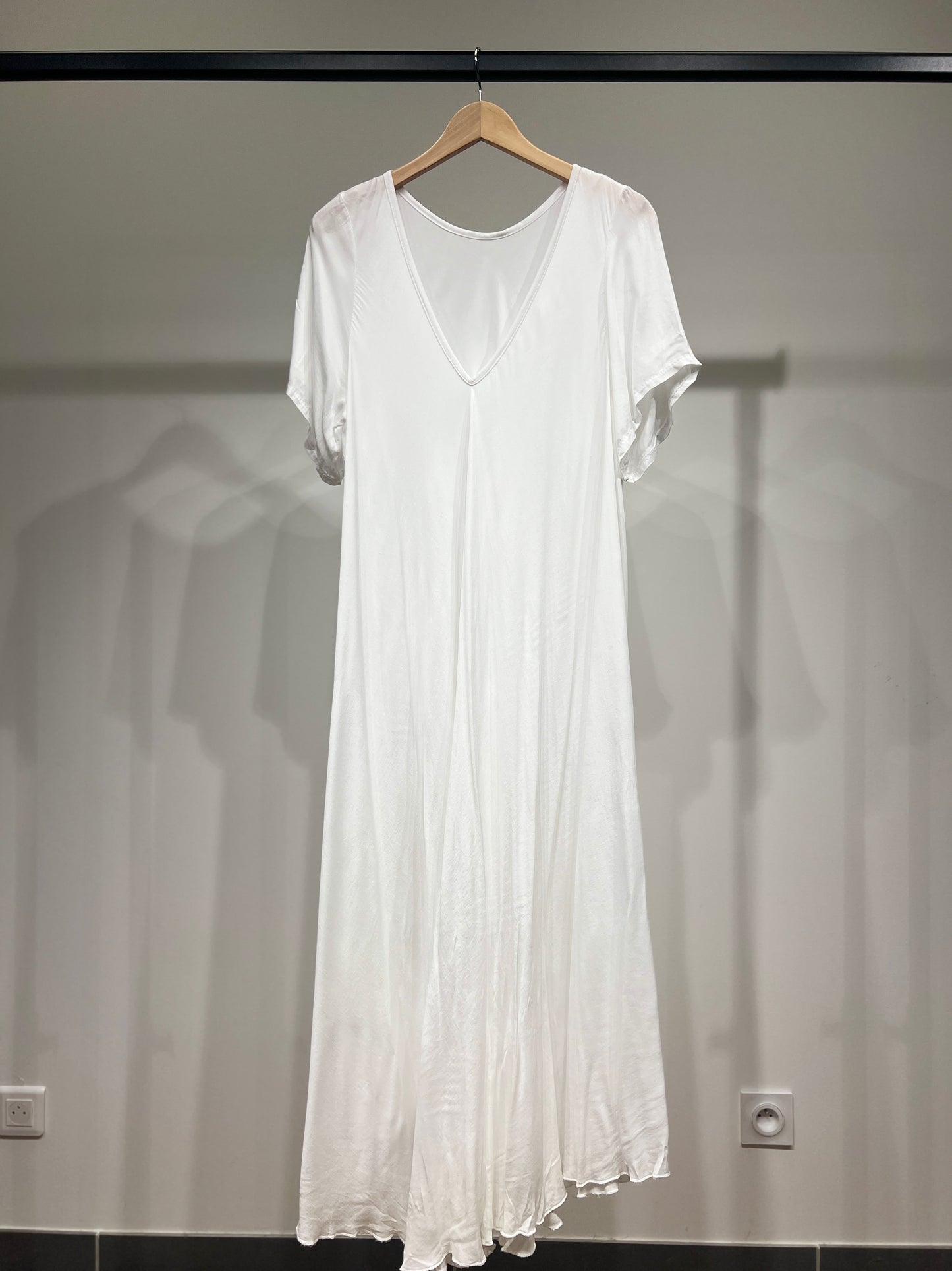 Flared V-Neck Dress Short Sleeve Maxi 100% Viscose