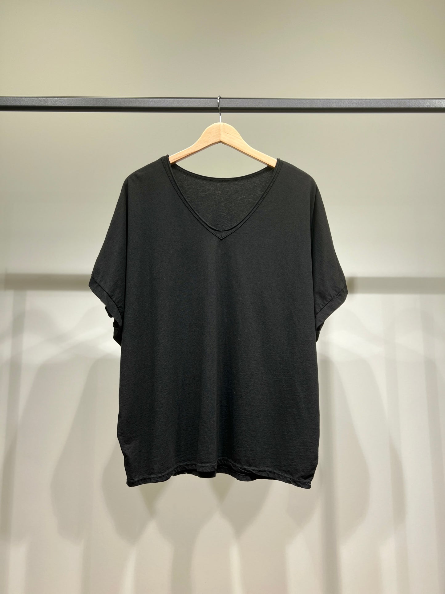 T-Shirt Large Manche Chauve Souris Courte Col V 100% Coton