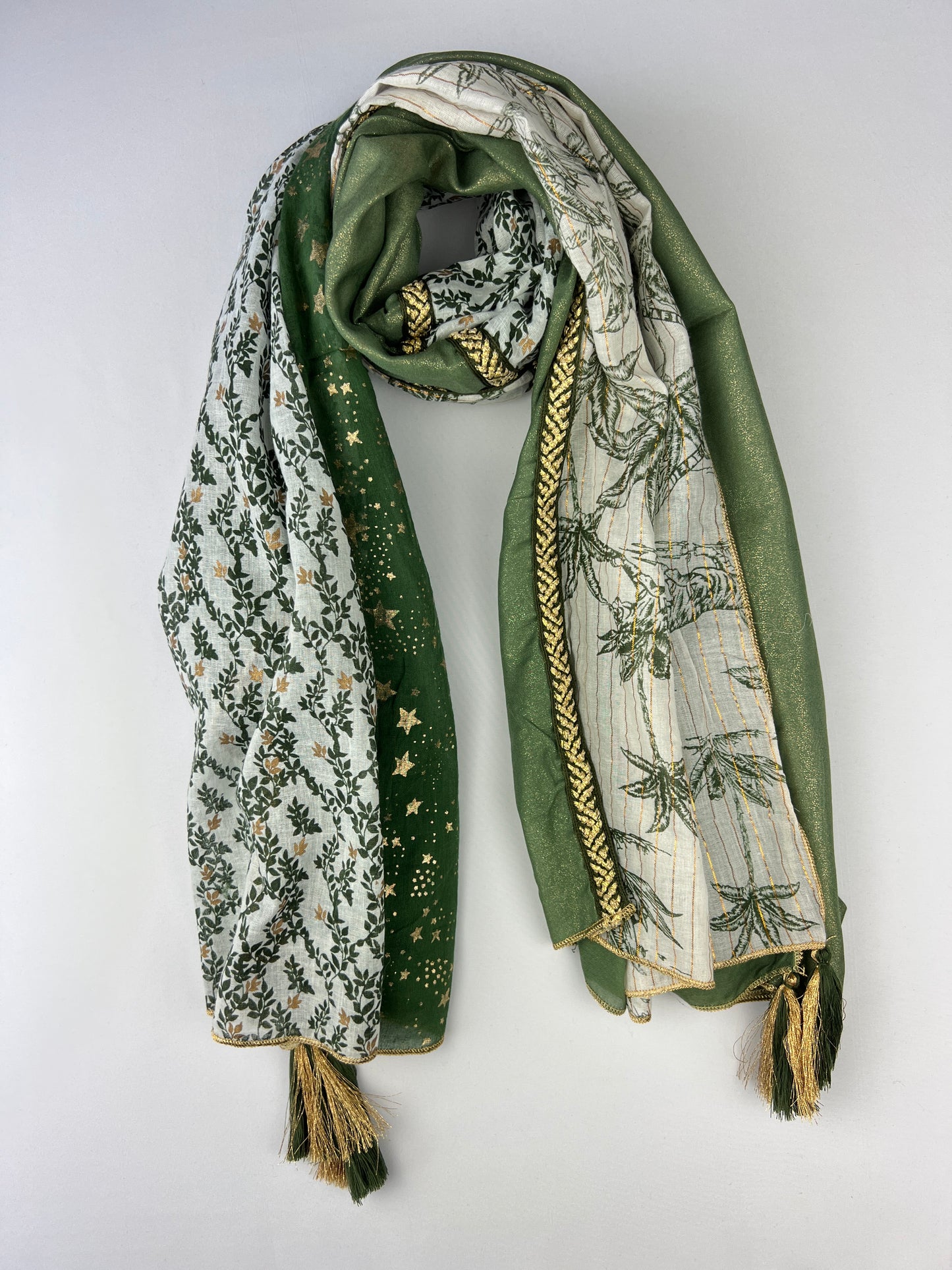 Foulard Carré 4 Motifs Floral Étoiles Détails Doré Pampille