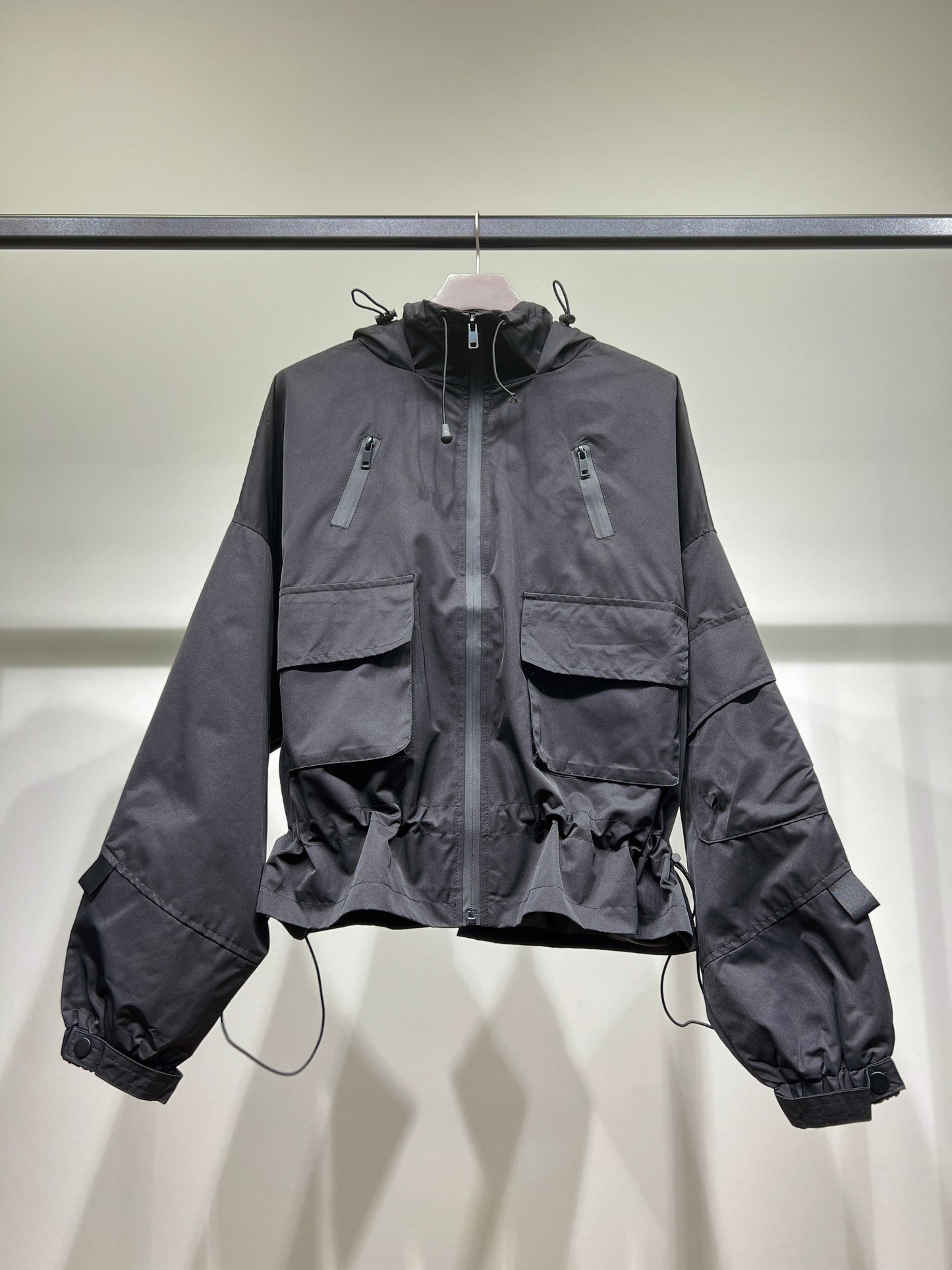 Veste Techwear Imperméable à Capuche Ajustable