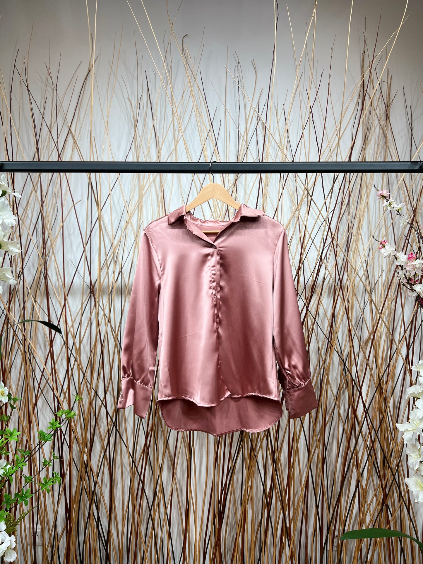 Chemise Coupe Droite Simple Manche Boutonnée Satin