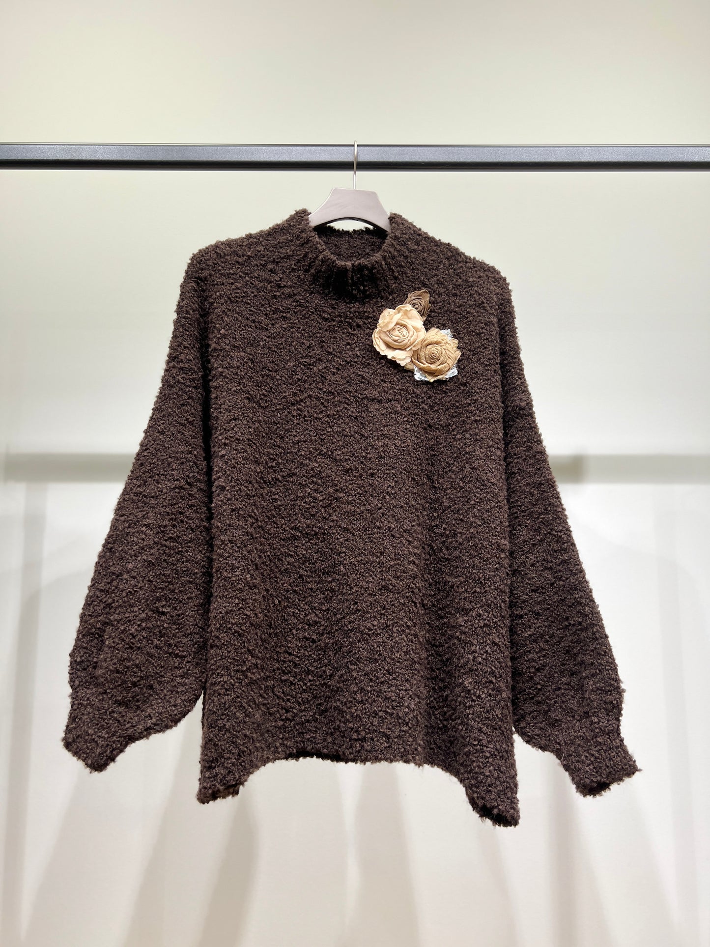 Pull Moumoute Large Manche Ballon Pins Fleurs