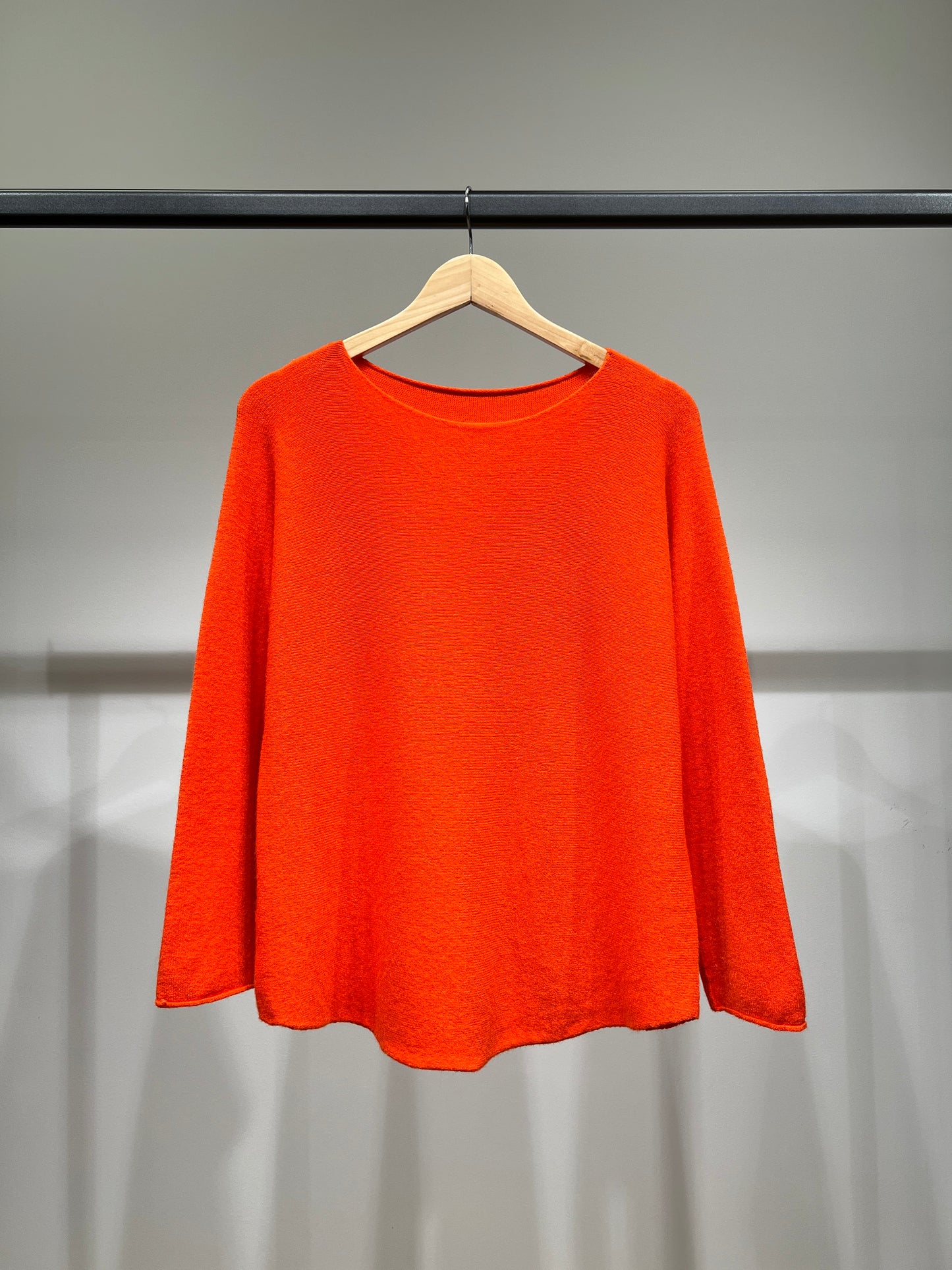 Long Sleeve Round Neck Viscose Knitted Sweater