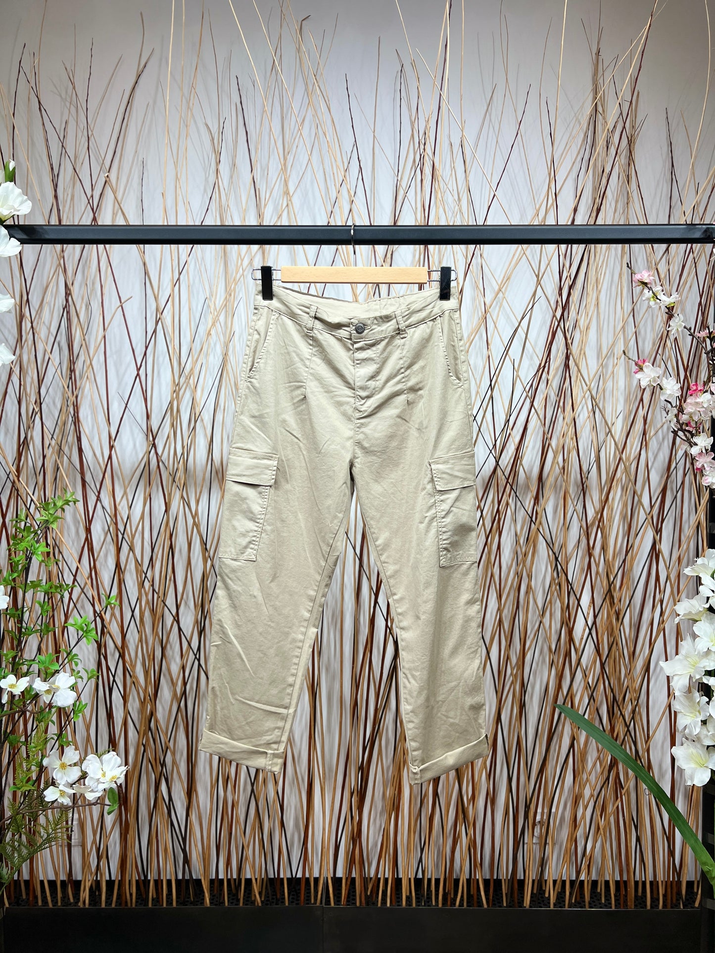 Wide Fit Balloon Cut Cargo Pants