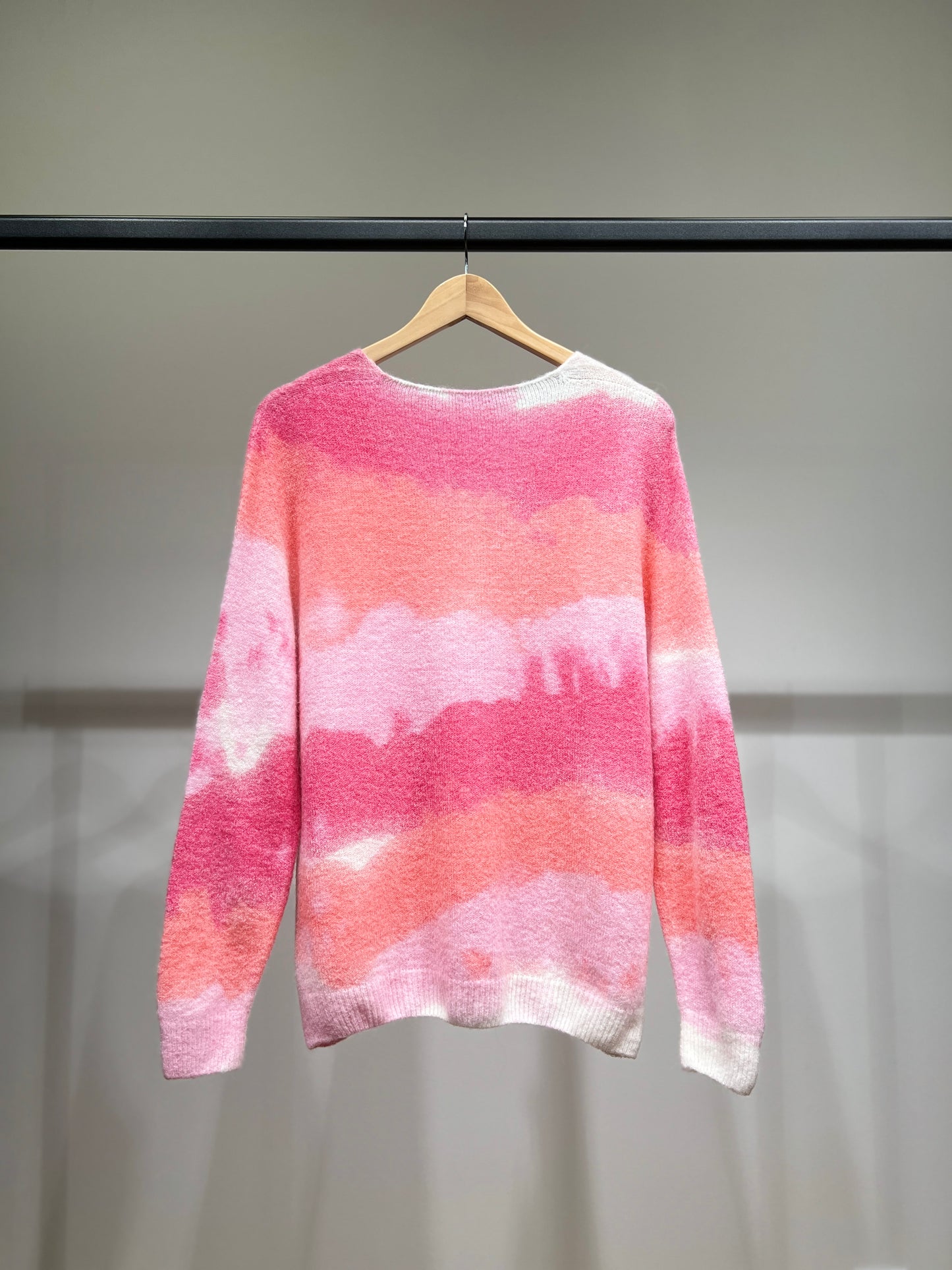 Pull Large Col V Motif Tye & Dye 20% Alpaca