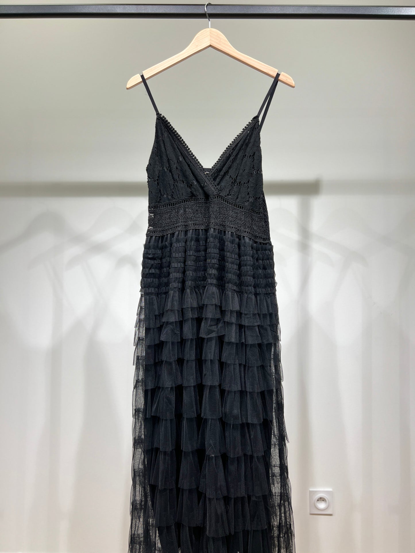 Robe Maxi Cache-Cœur à Dentelle et Volants Étages 35% Coton