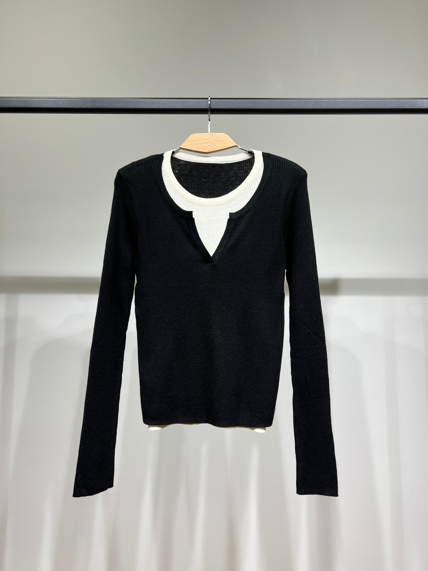 Pull Léger Côtelé Effet Superposé Bicolore Col Fendu