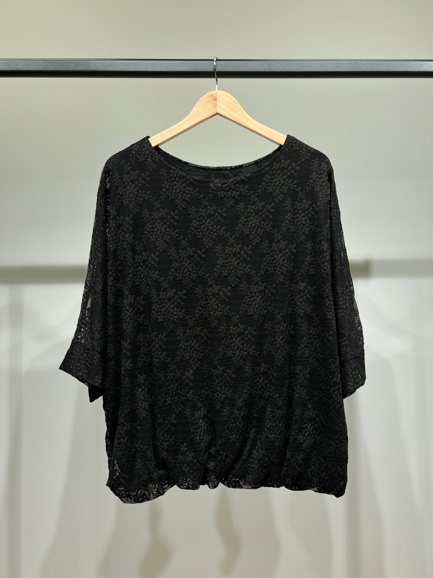 Floral Lace Sweater Elastic Waist Batwing Sleeve