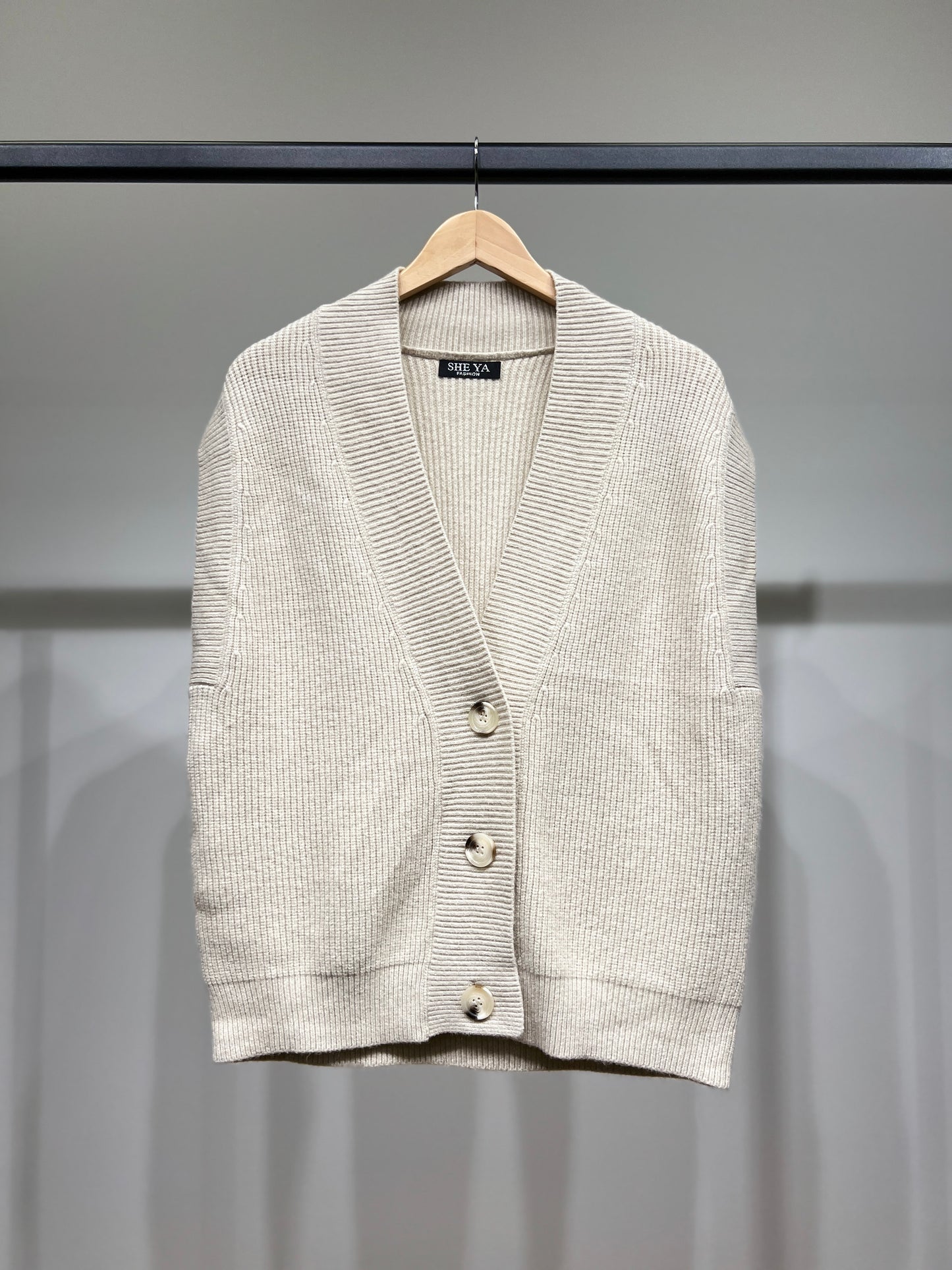 Gilet Large Côtelé Col Dégagé Avec Nylon