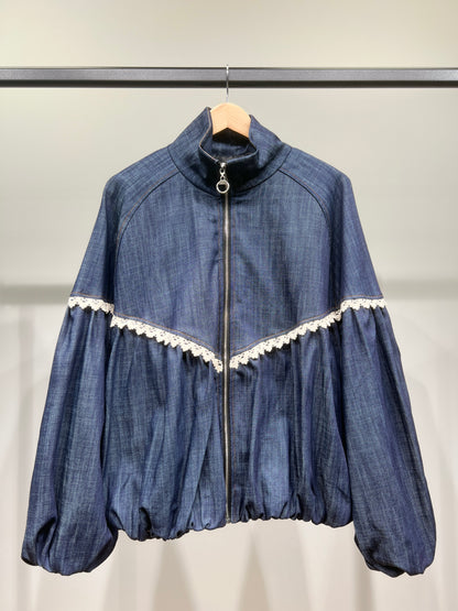 Blouson Coupe Blousante Denim Col Montant Dentelle Manche Bouffantes Poches