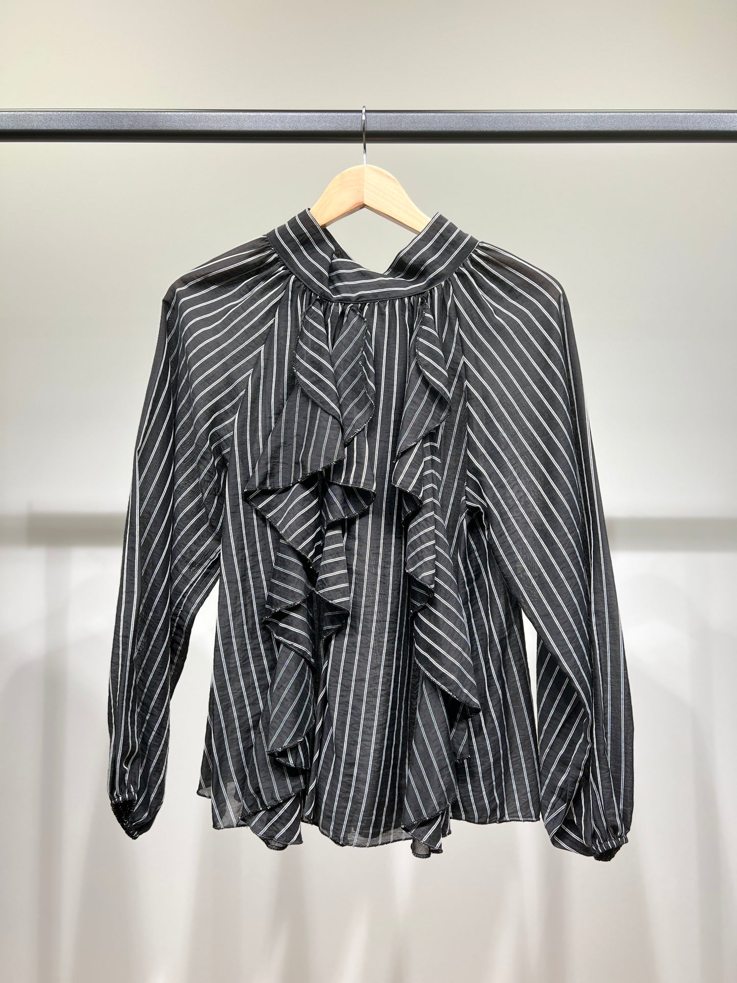 Chemisier Rayé à Volants Col Nœud Arrière Manches Bouffantes Élastique