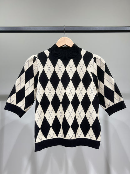 Pull Maille Fine Motif Argyle Manches Courtes Bouffantes Col Montant Côtelé