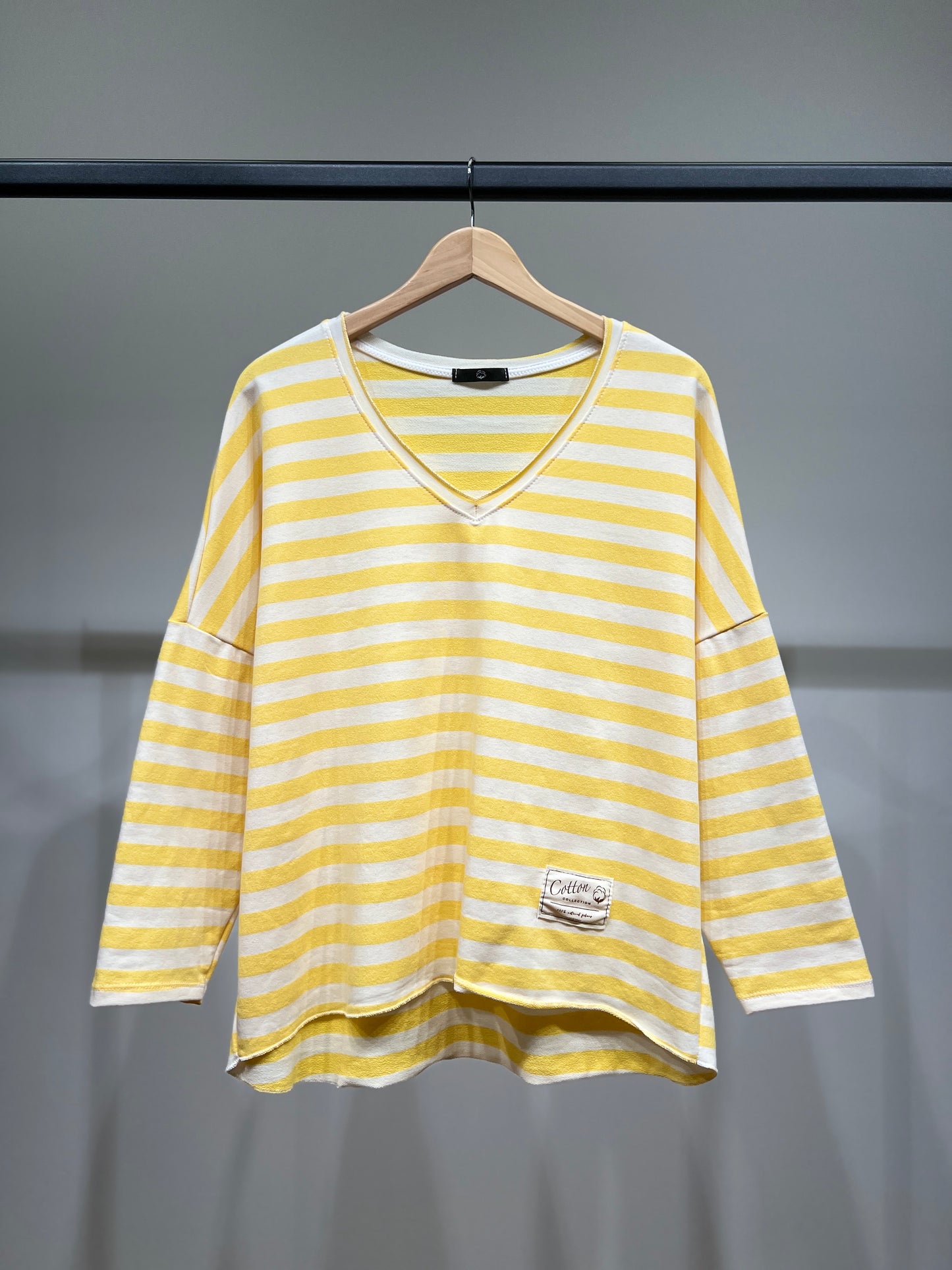 Pull Large Motif Marinière Col V 100% Coton