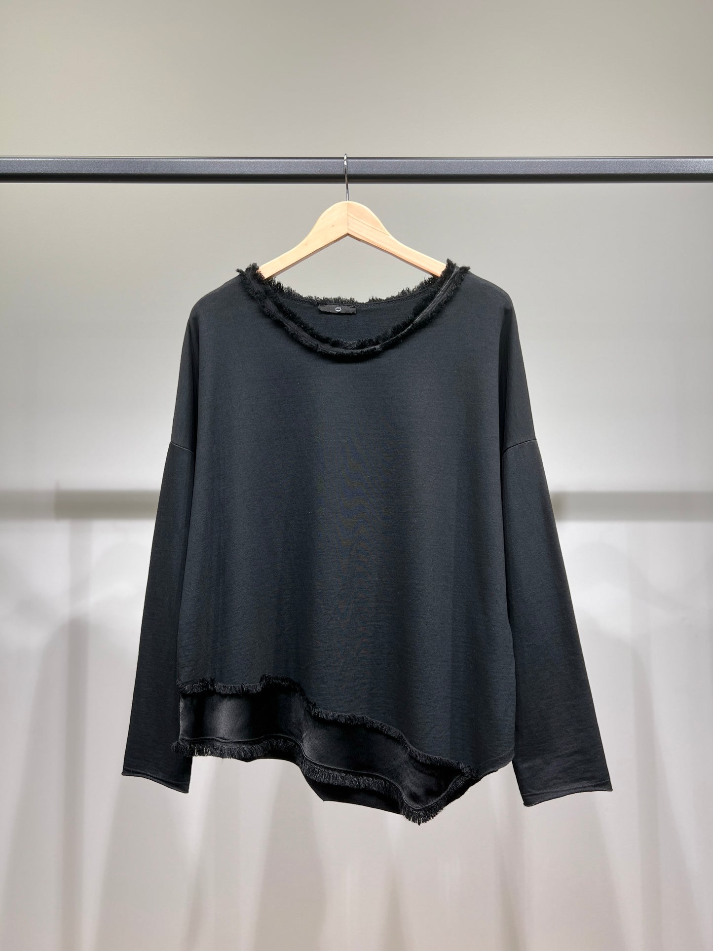 Pull Large Col Rond Coupe Asymétrique à Franges 95% Coton