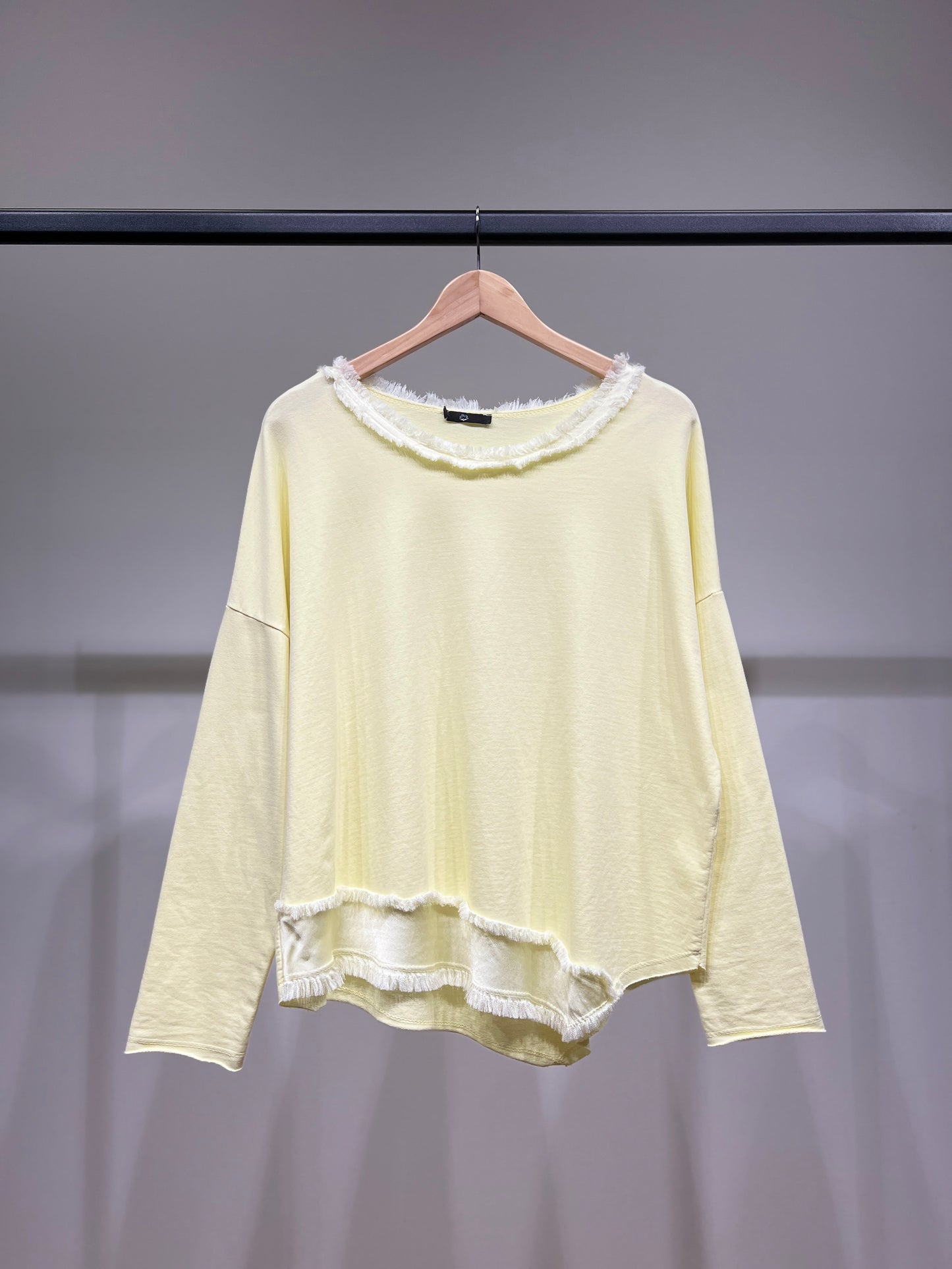 Pull Large Col Rond Coupe Asymétrique à Franges 95% Coton