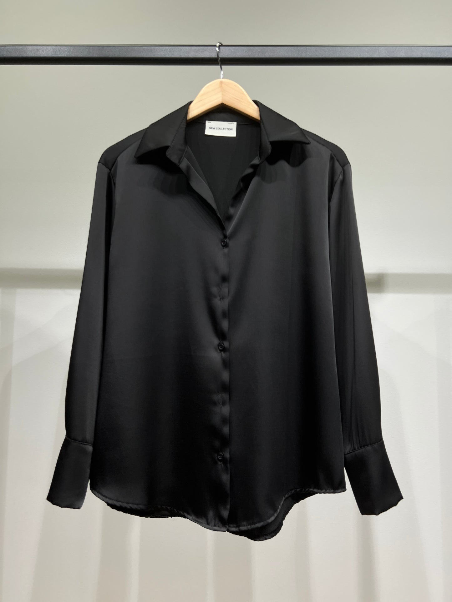 Chemise Simple Fluide Satiné Boutonnée