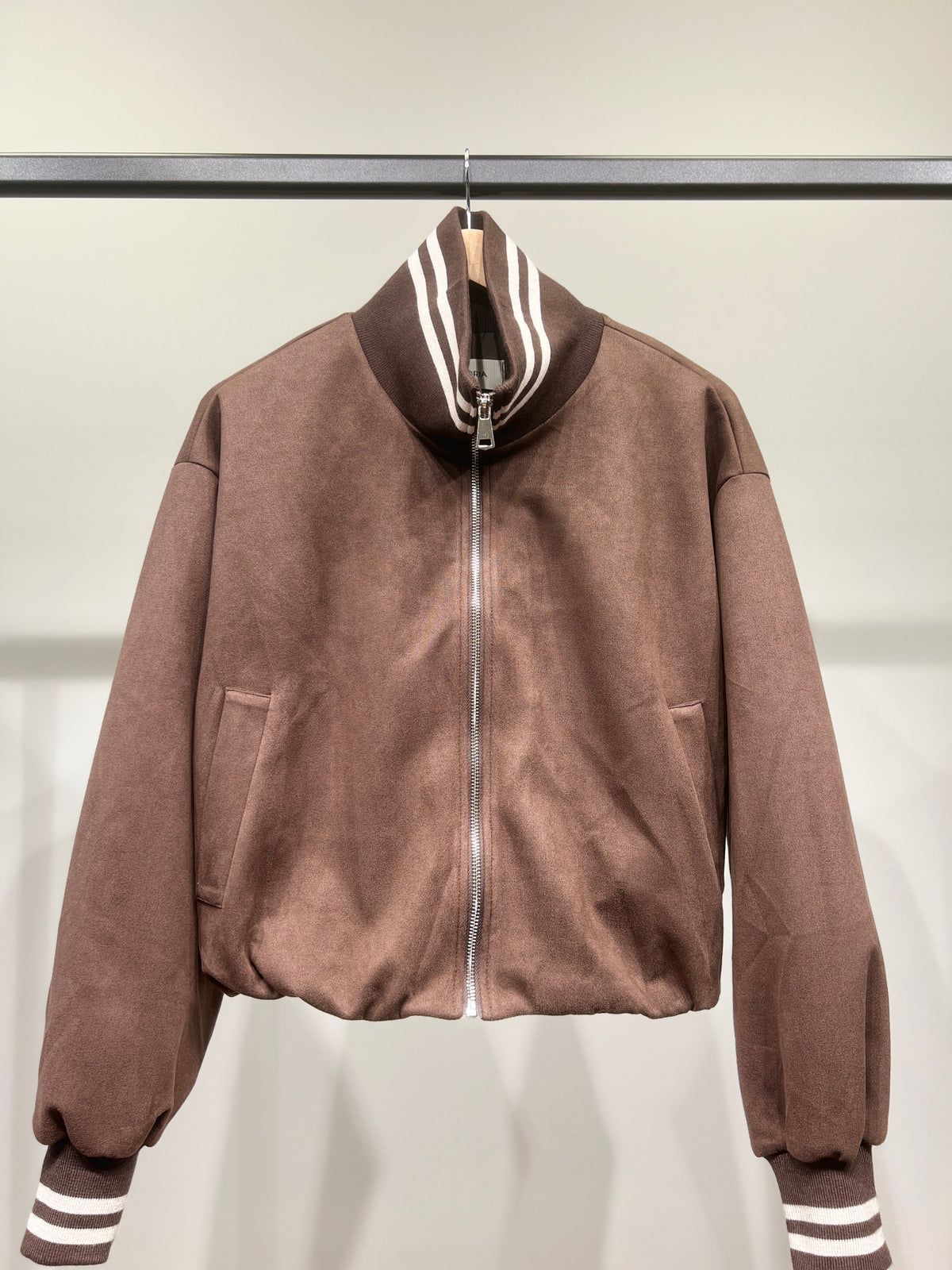 Blouson Teddy Zippé Coupe Blousante Suédine Col Montant Rayé