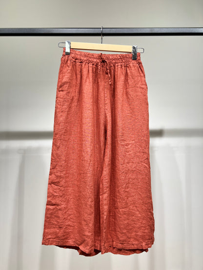 Lightweight 100% Linen Drawstring Capri Pants