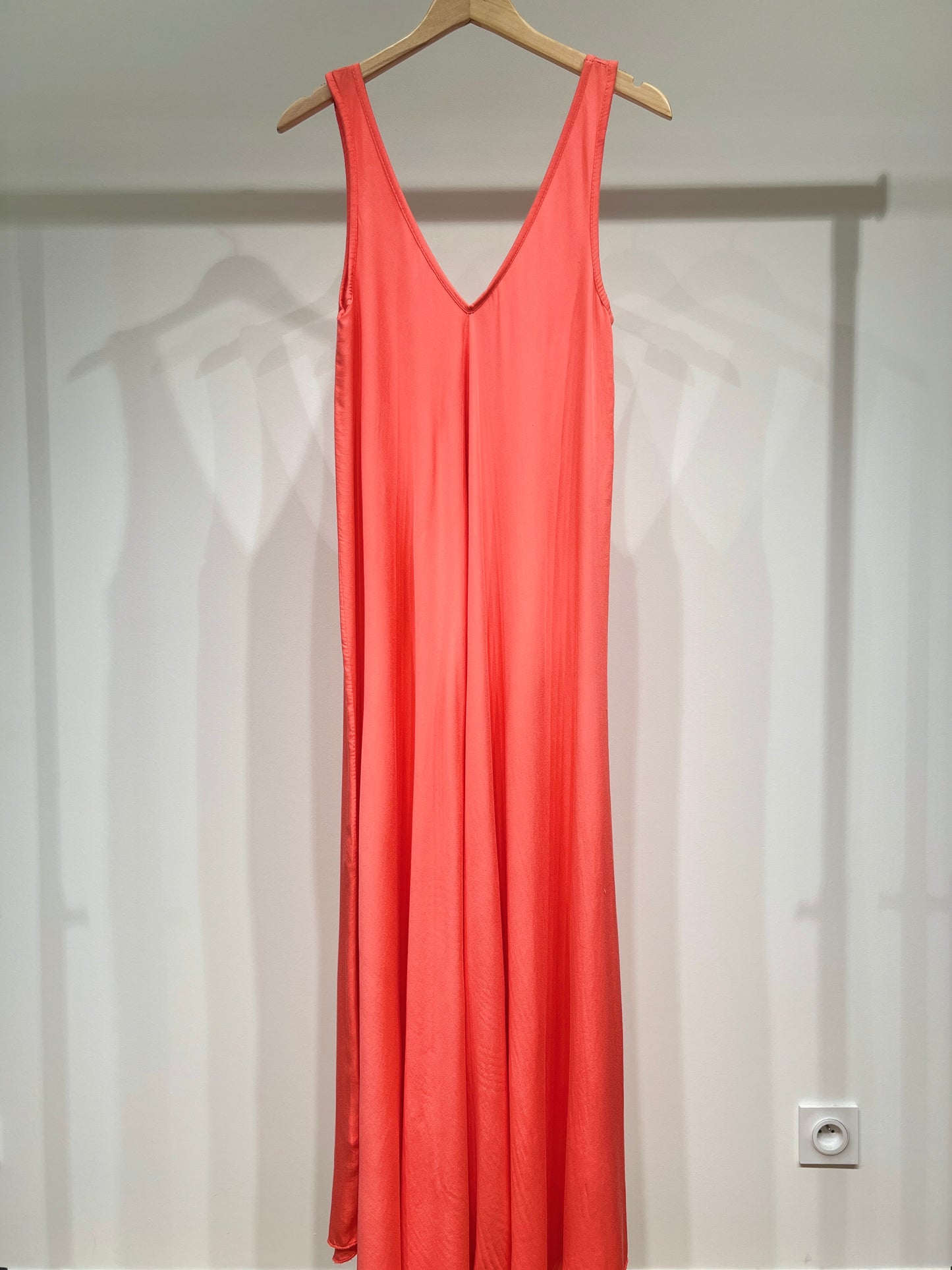Simple Maxi Dress with Wide Straps and V-Neck