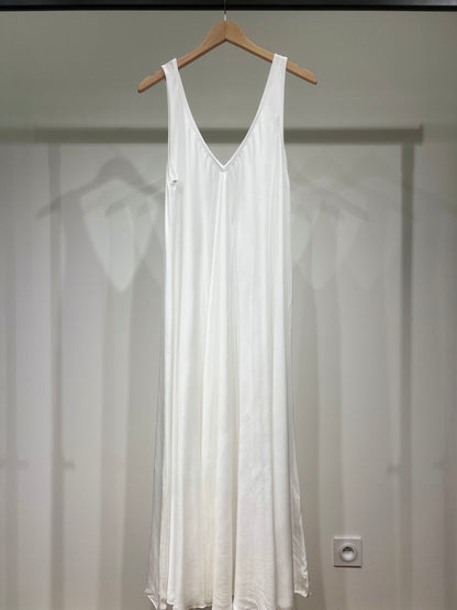 Simple Maxi Dress with Wide Straps and V-Neck