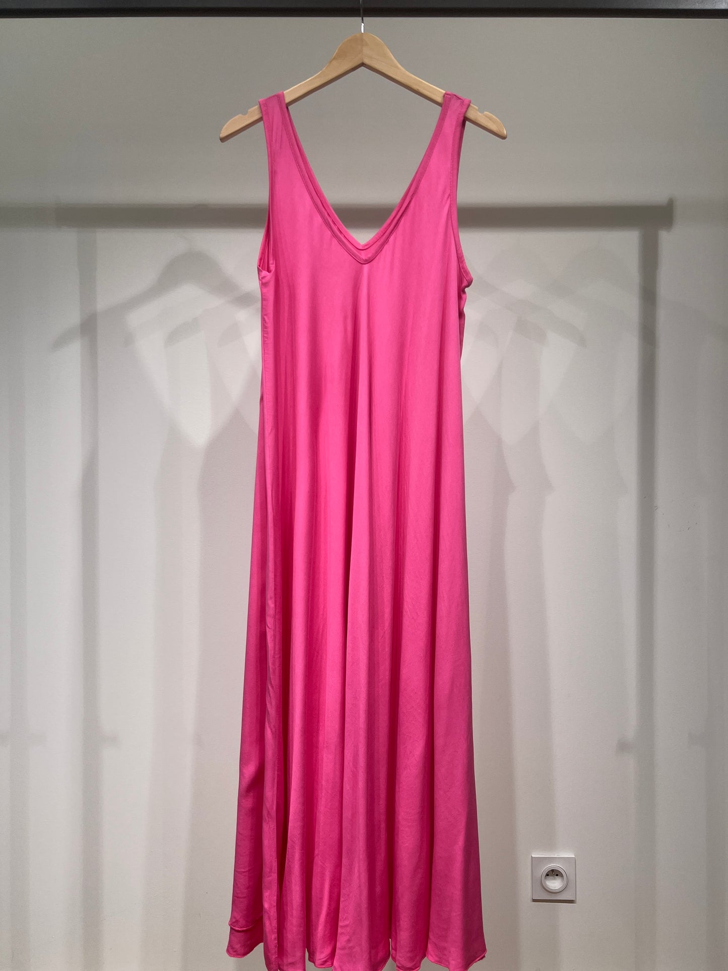 Simple Maxi Dress with Wide Straps and V-Neck