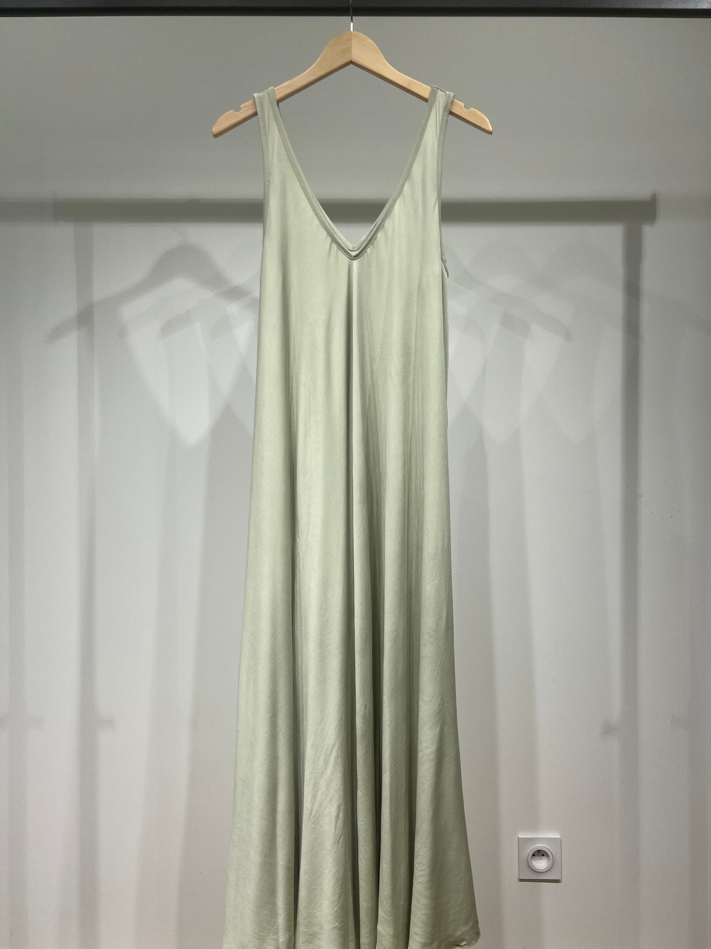 Simple Maxi Dress with Wide Straps and V-Neck