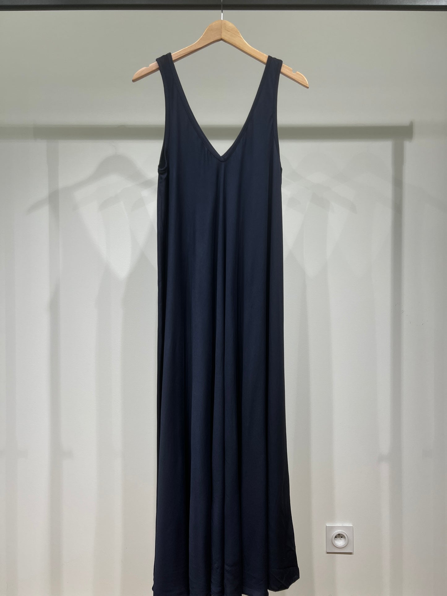 Simple Maxi Dress with Wide Straps and V-Neck