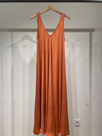 Simple Maxi Dress with Wide Straps and V-Neck