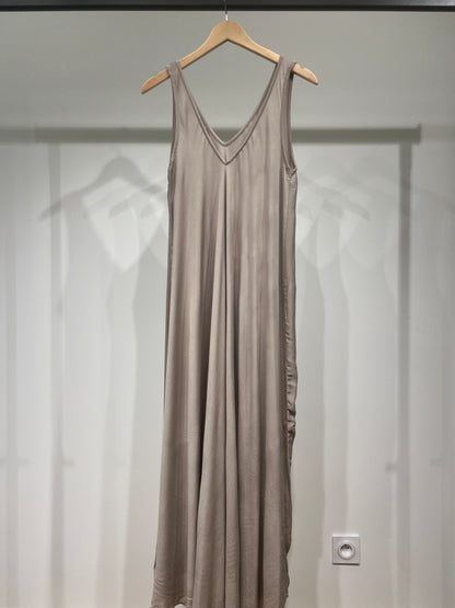 Simple Maxi Dress with Wide Straps and V-Neck