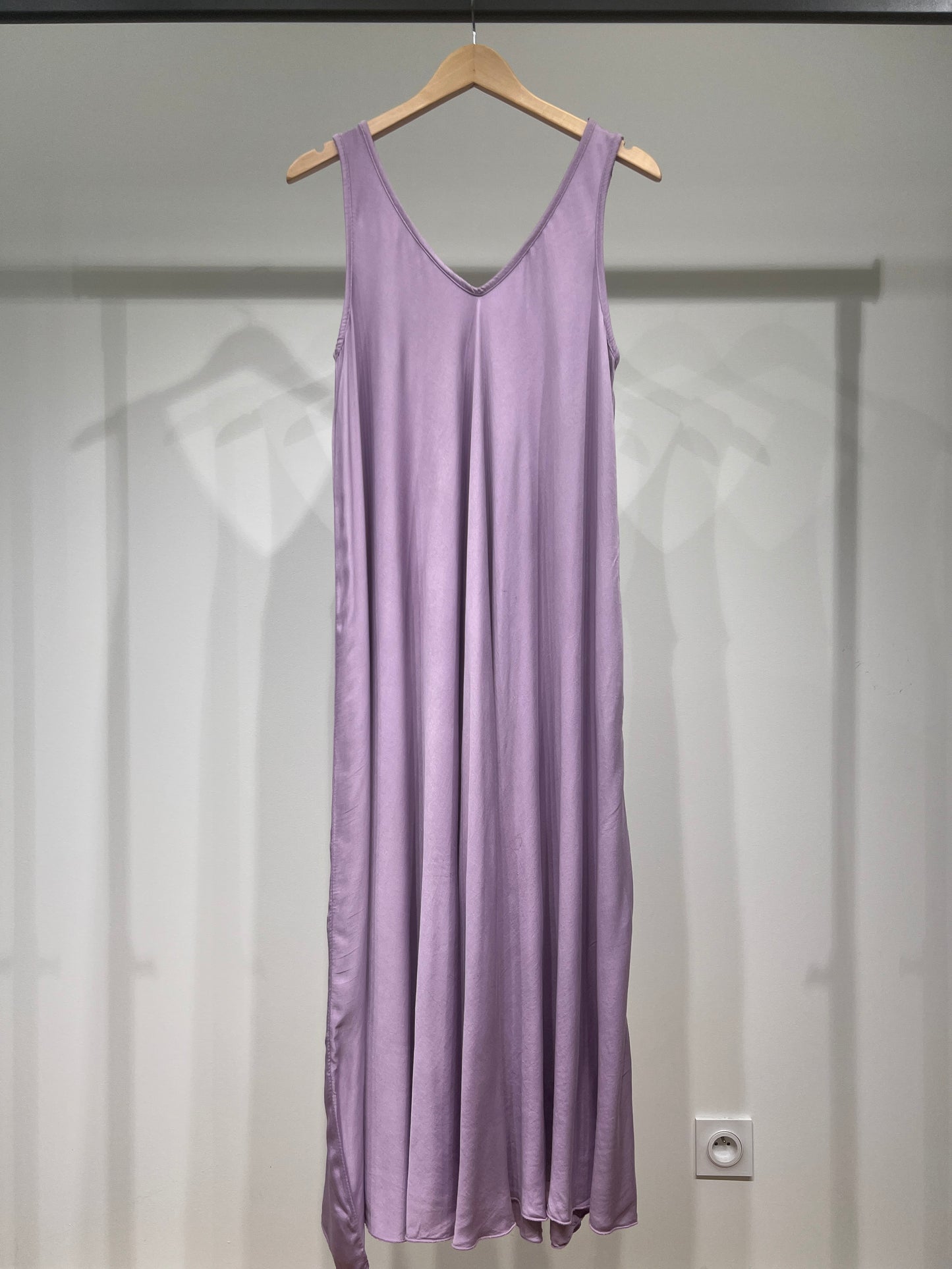 Simple Maxi Dress with Wide Straps and V-Neck