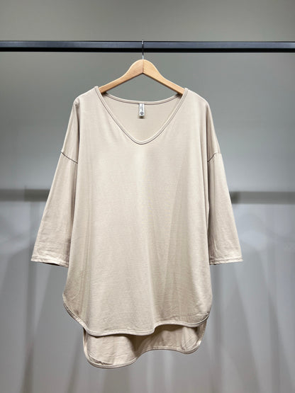 T-Shirt Large Col V Manche 3/4 Pans Arrondis 95% Coton