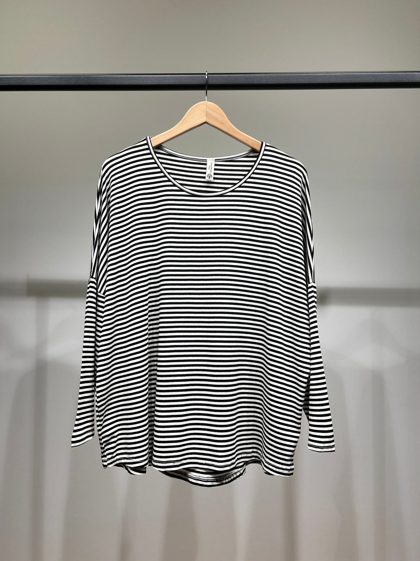 T-Shirt Large Col Rond Motif Marinière Emmanchures Tombantes 95% Viscose