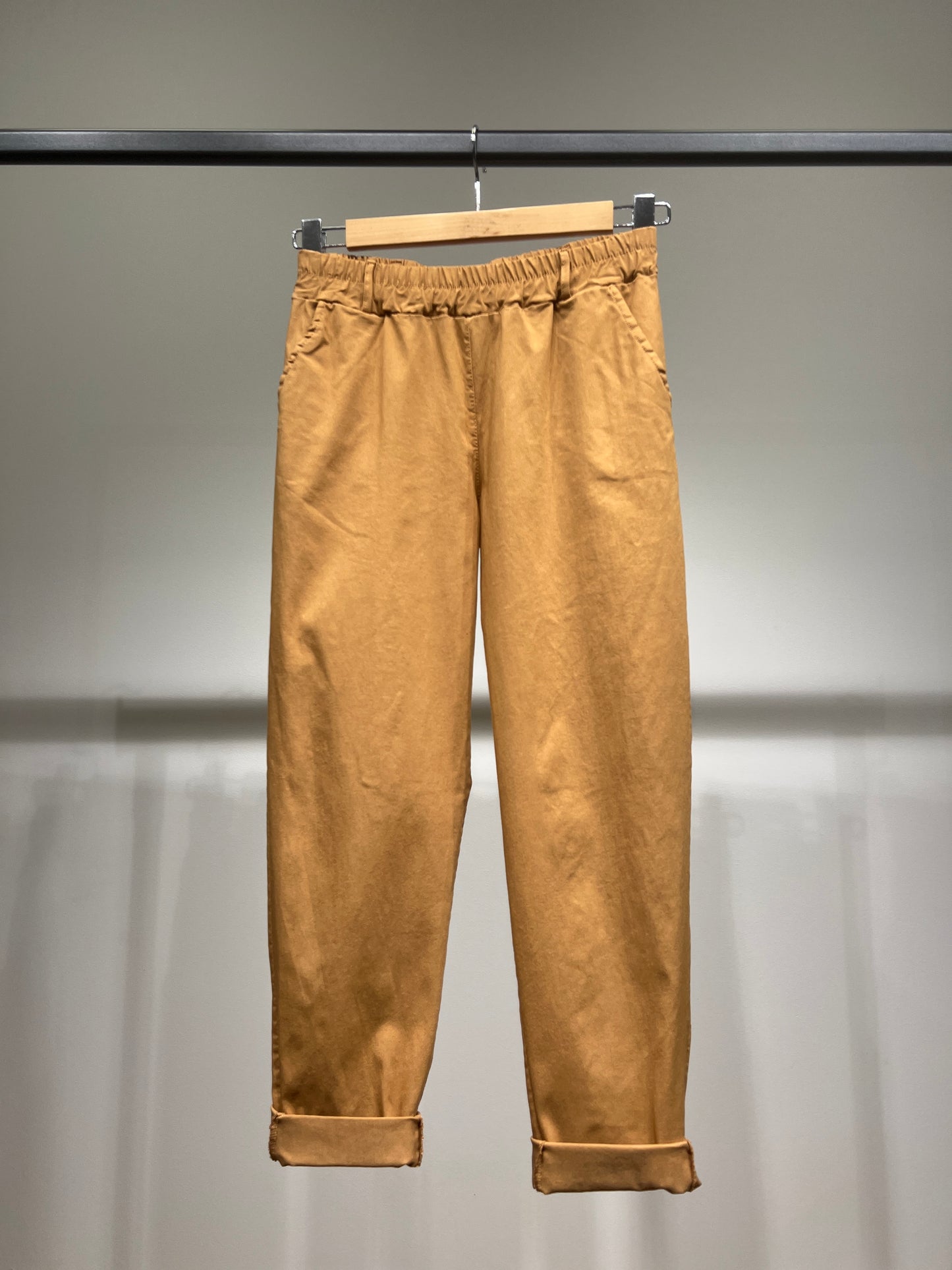 Pantalon Jegging Taille Élastique Coupe Ballon 95% Viscose