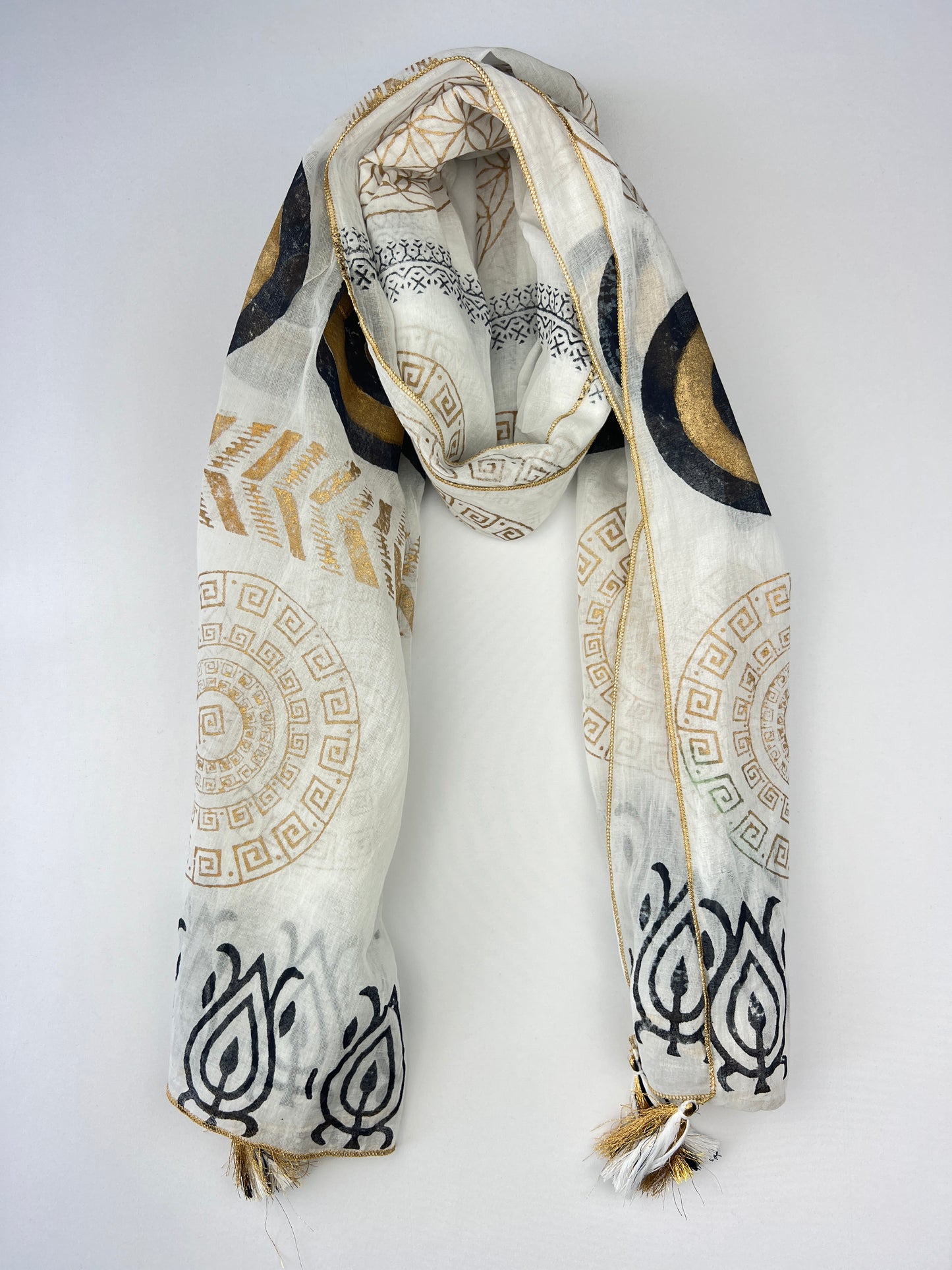 Foulards Motifs Aztèque à Pampilles 100% Coton Taille 180x90