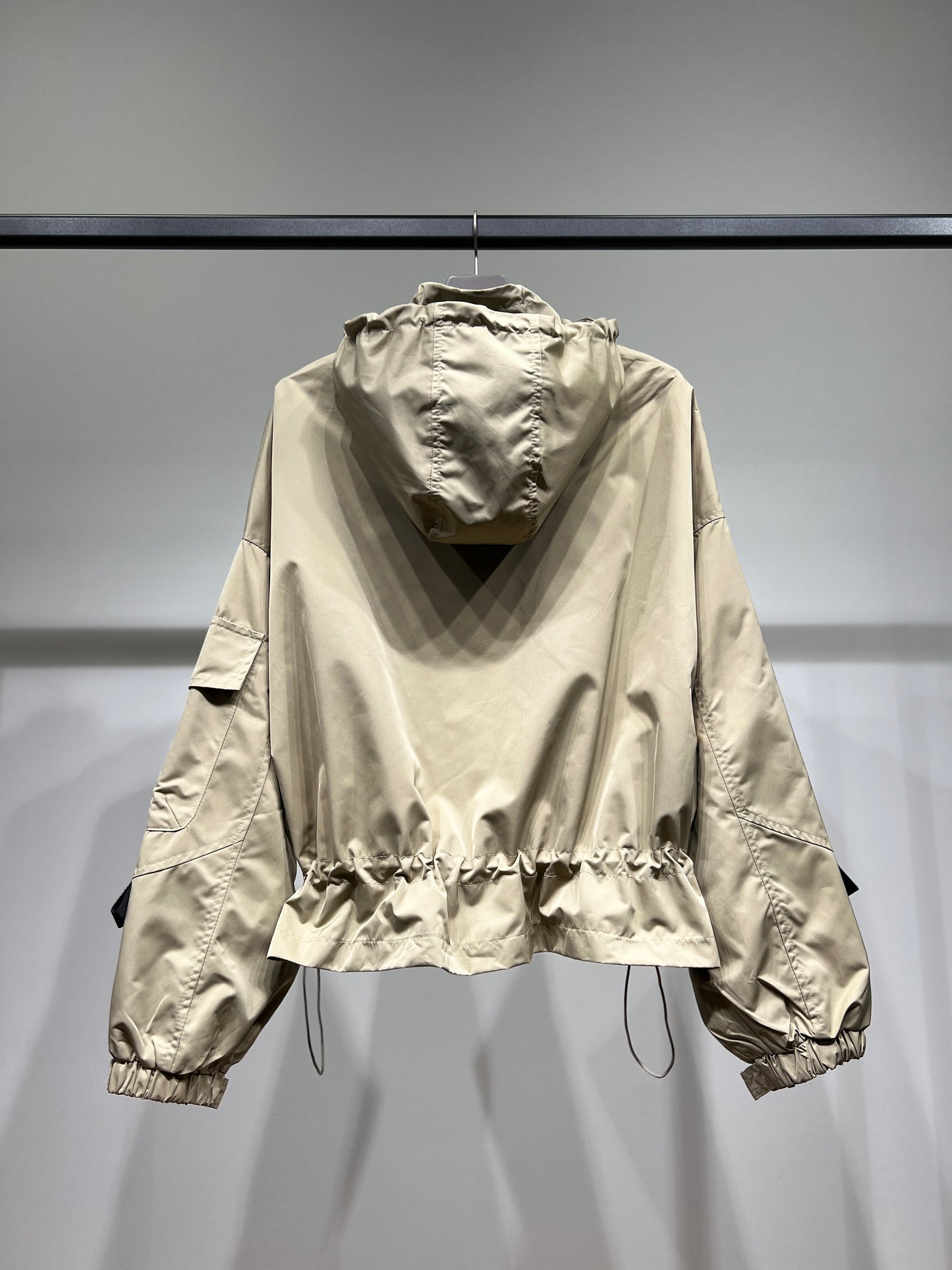 Veste Techwear Imperméable à Capuche Ajustable