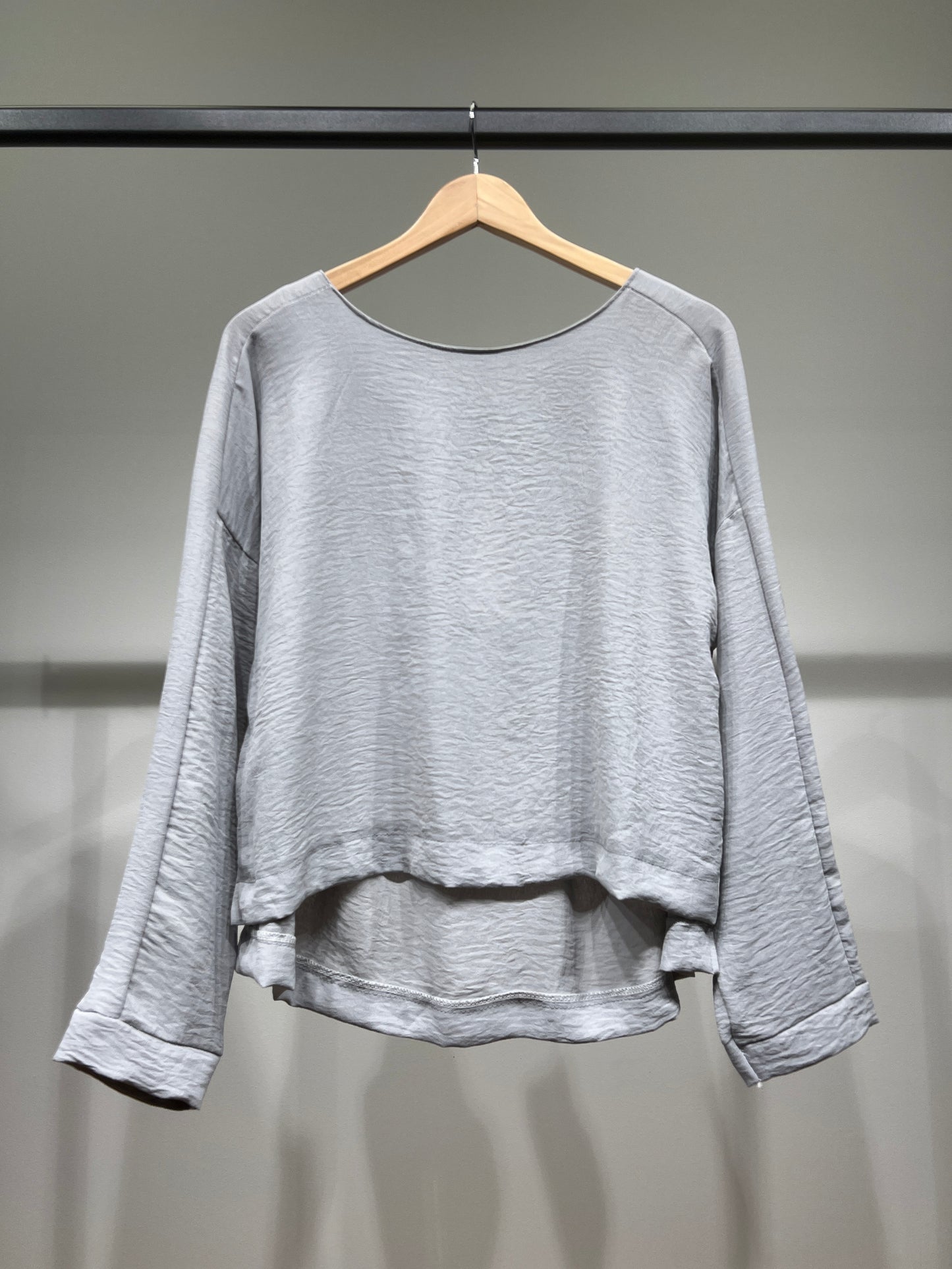 Long Sleeve Cropped T-Shirt with Slit and Back Teardrop Collar
