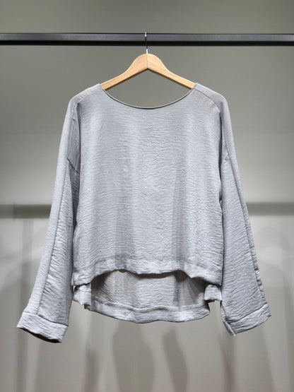 Long Sleeve Cropped T-Shirt with Slit and Back Teardrop Collar