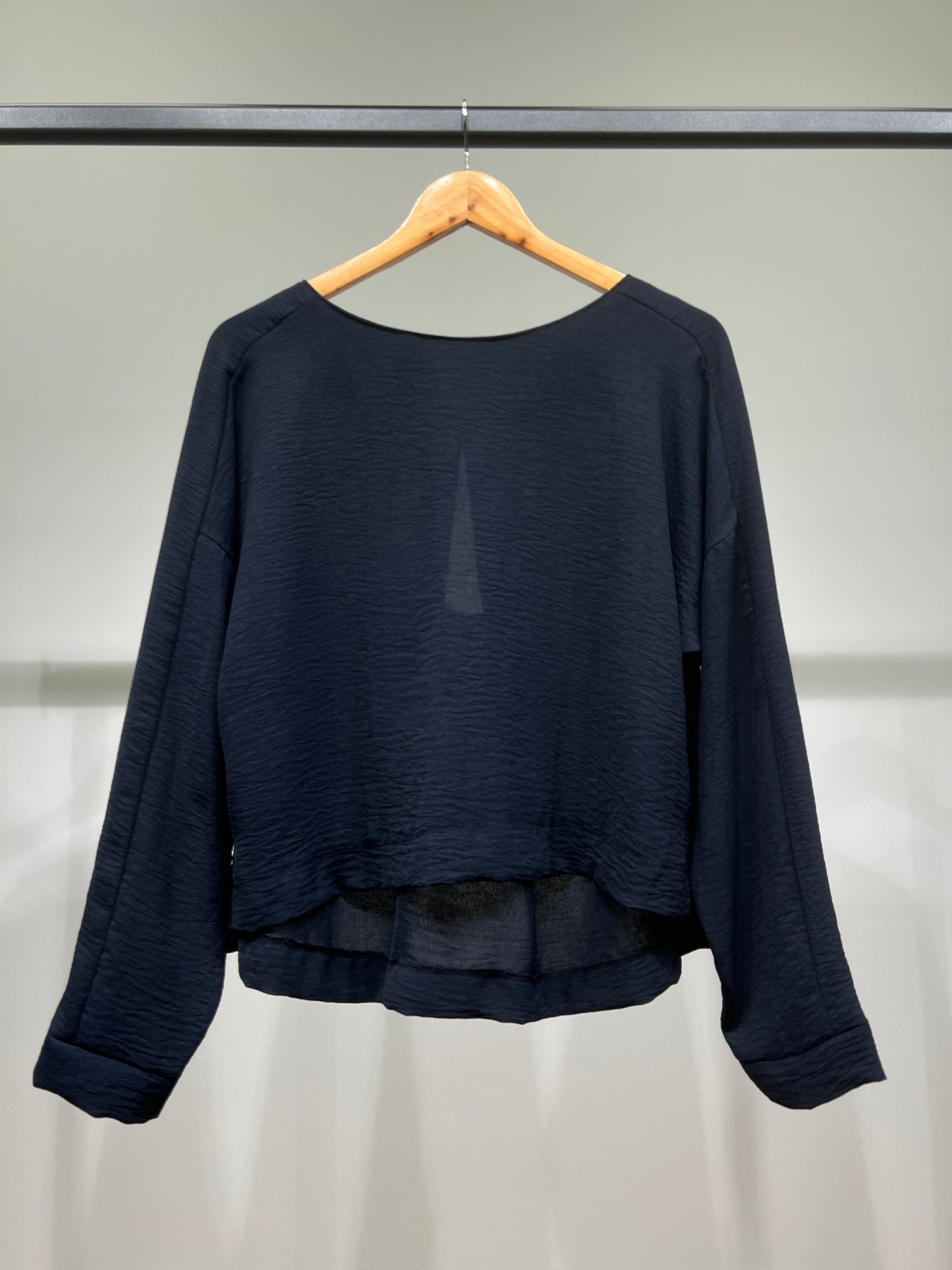 Long Sleeve Cropped T-Shirt with Slit and Back Teardrop Collar