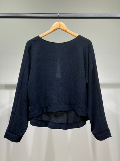 Long Sleeve Cropped T-Shirt with Slit and Back Teardrop Collar