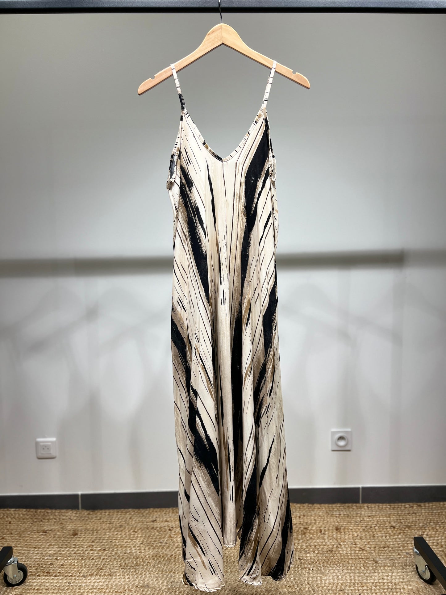 Robe Bretelles Fines Motif Coup De Pinceau 100% Viscose