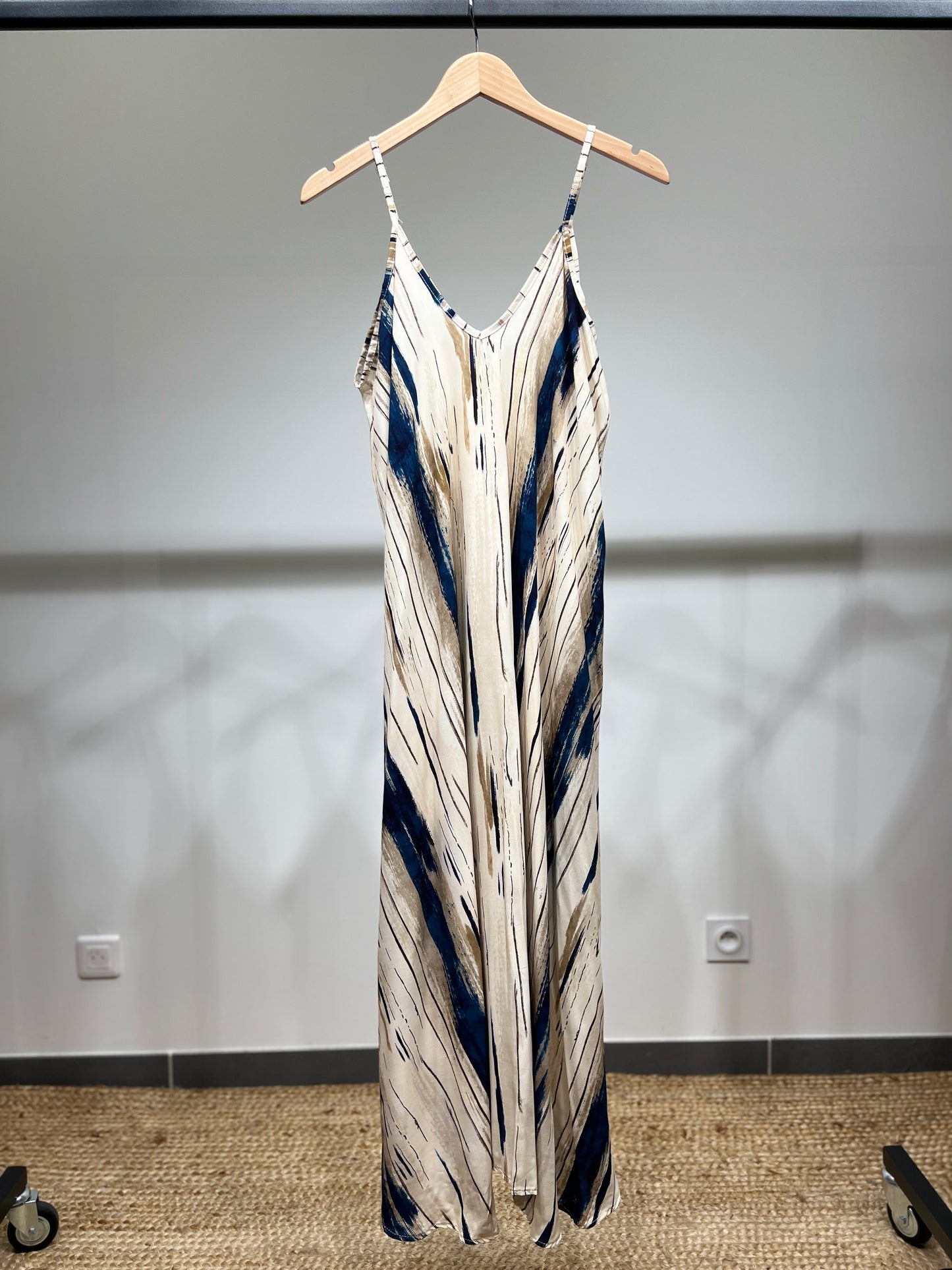 Robe Bretelles Fines Motif Coup De Pinceau 100% Viscose