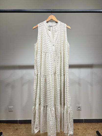 Robe Boutonnée Brodé Ajouré Motif Fleuri 100% Coton