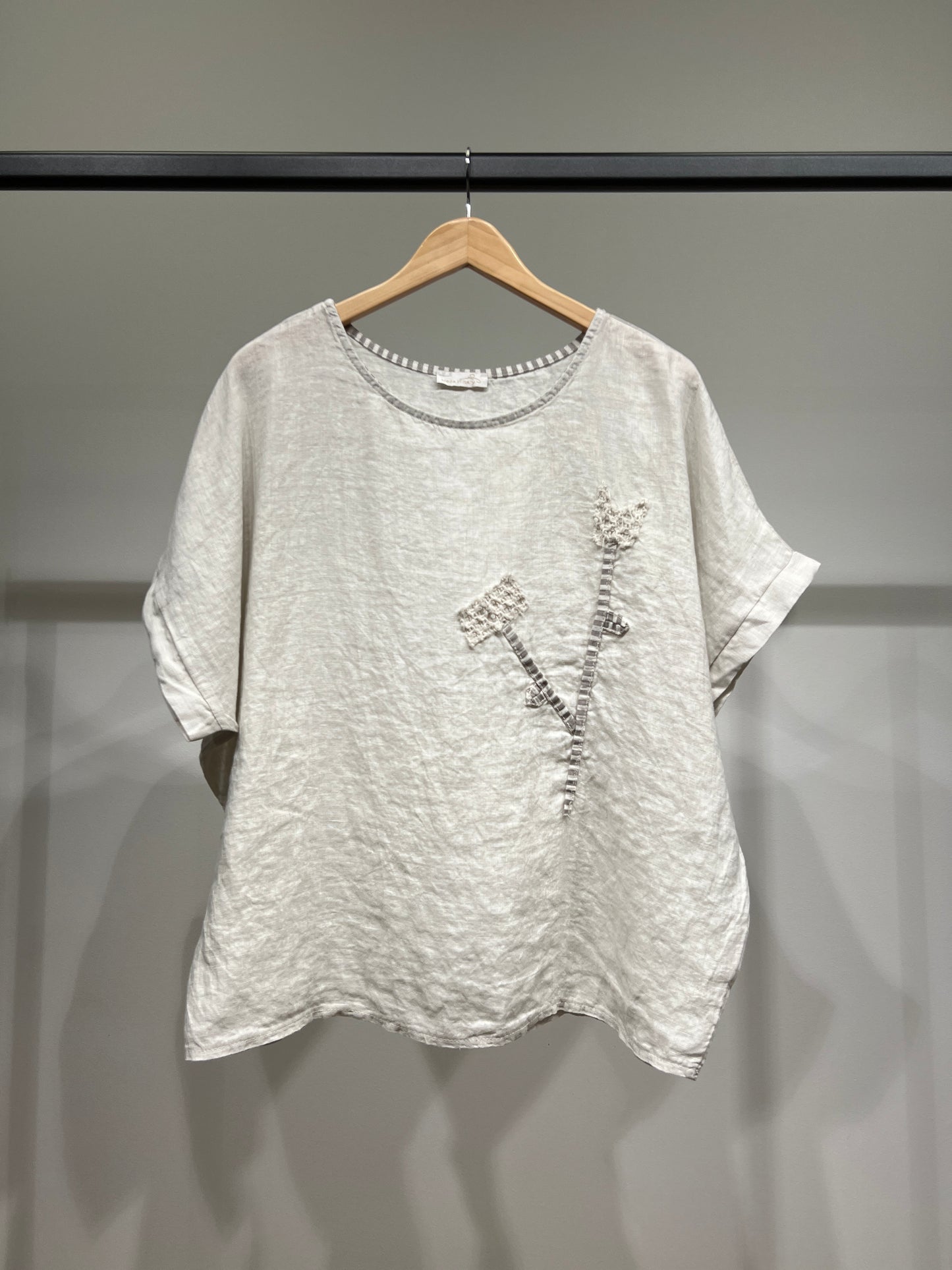 T-Shirt Manche Courte Col Rond à Décoration Florale 100% Lin