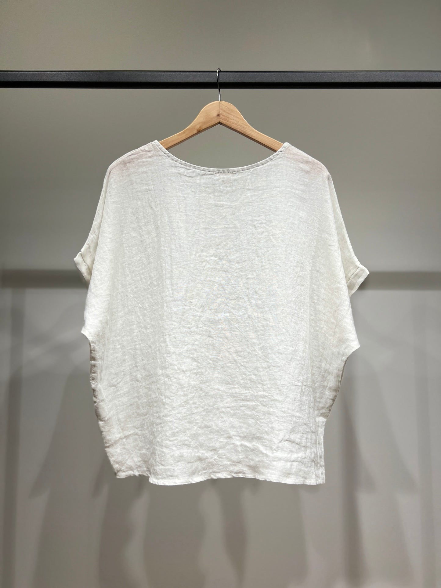 T-Shirt Manche Courte Col Rond à Décoration Florale 100% Lin