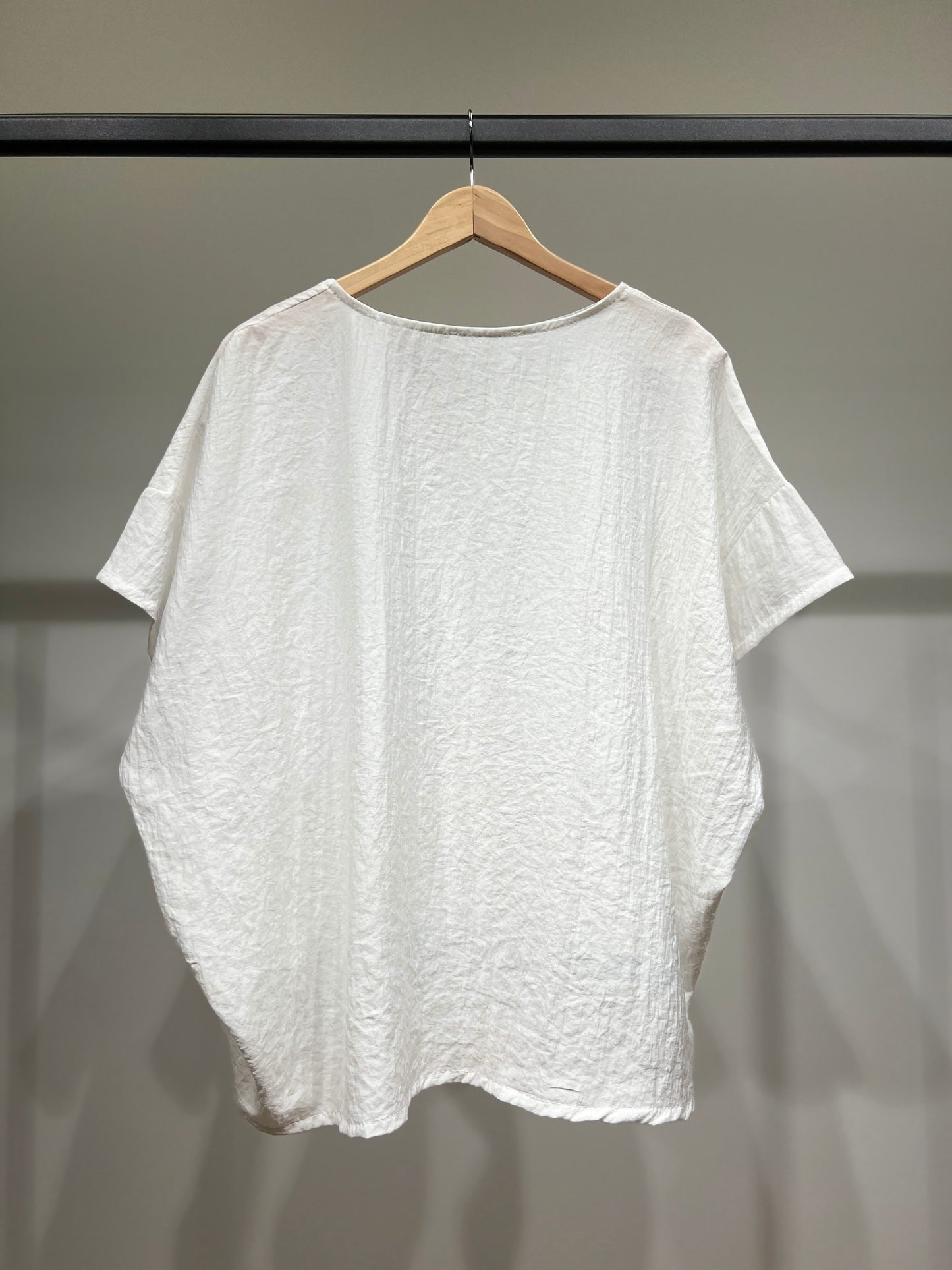 T-Shirt High-Low Manche Courte Galon Contrasté 100% Viscose