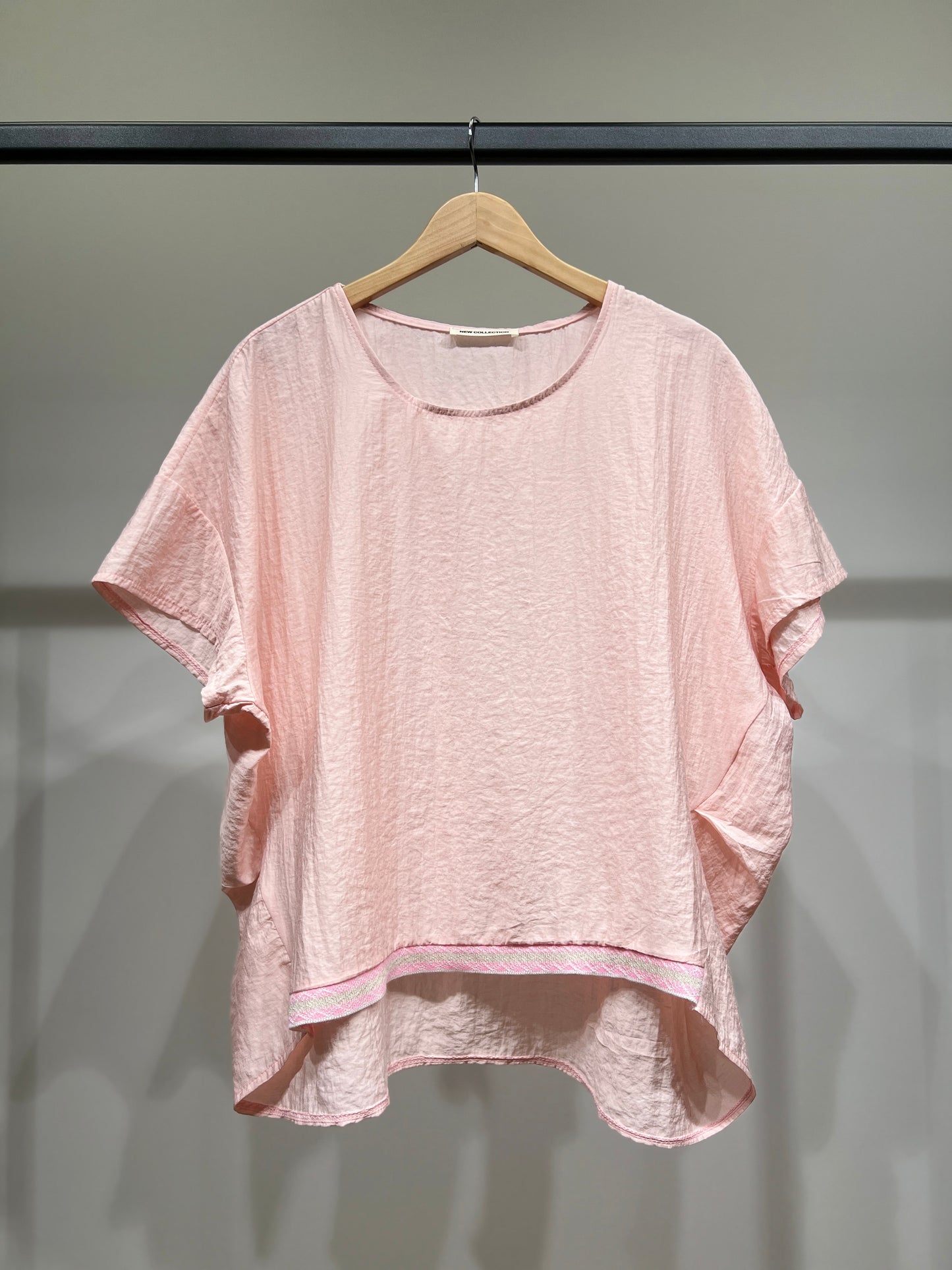 T-Shirt High-Low Manche Courte Galon Contrasté 100% Viscose