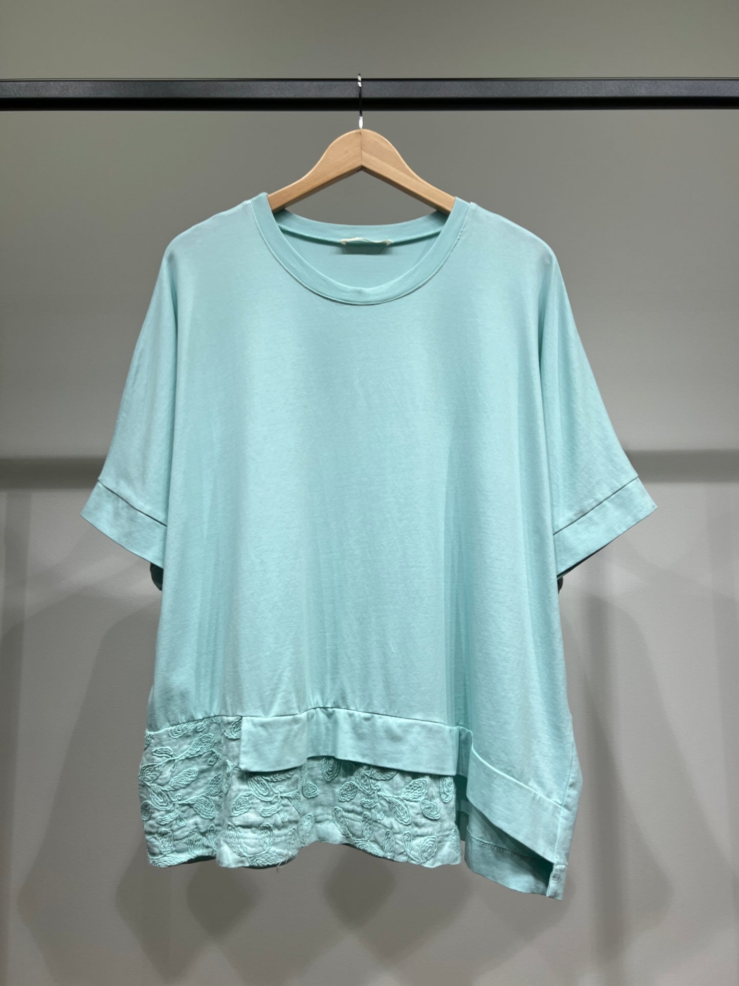 T-Shirt Large Manche Courte Asymétrique Dentelle 100% Coton