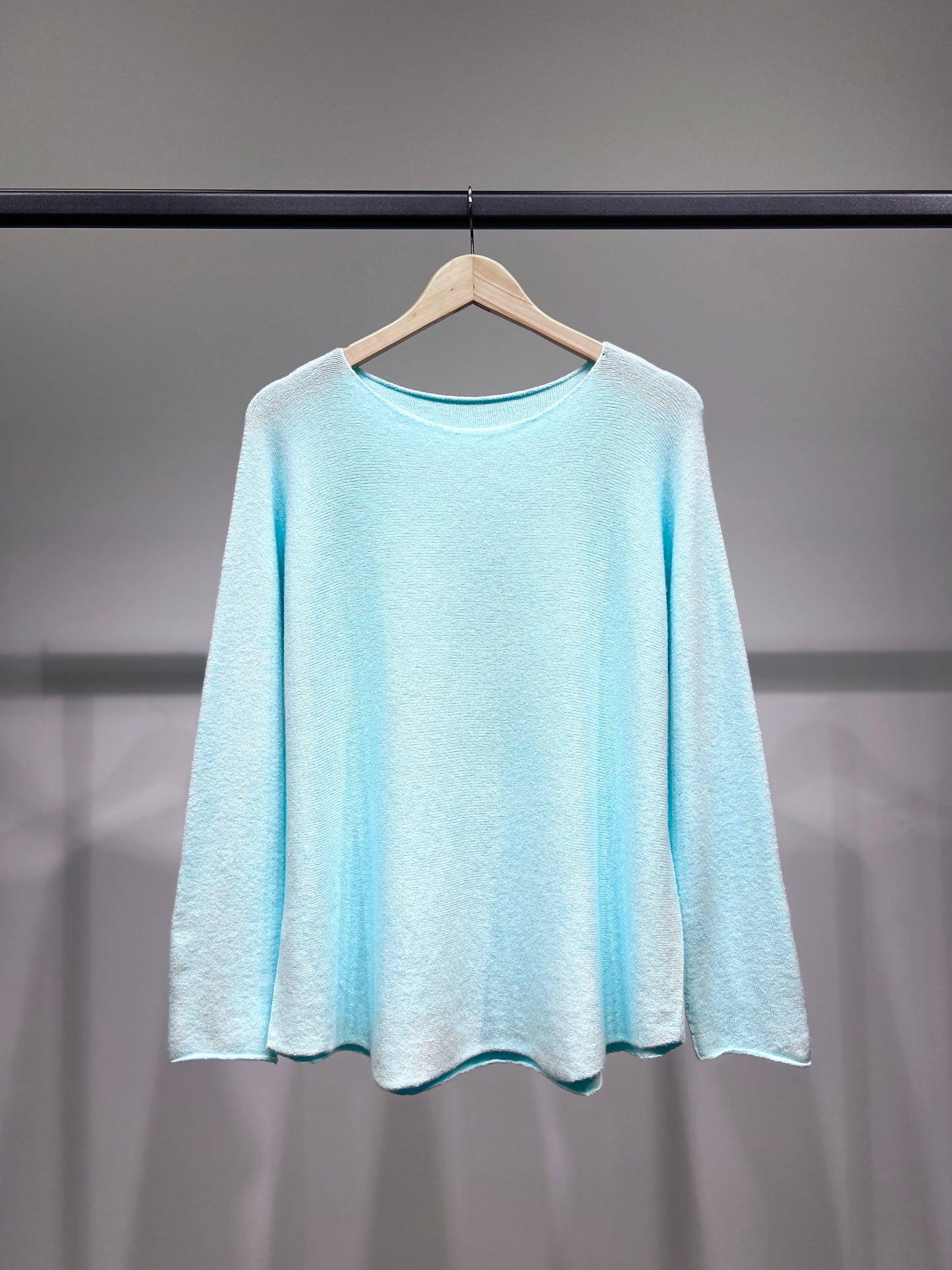 Long Sleeve Round Neck Viscose Knitted Sweater