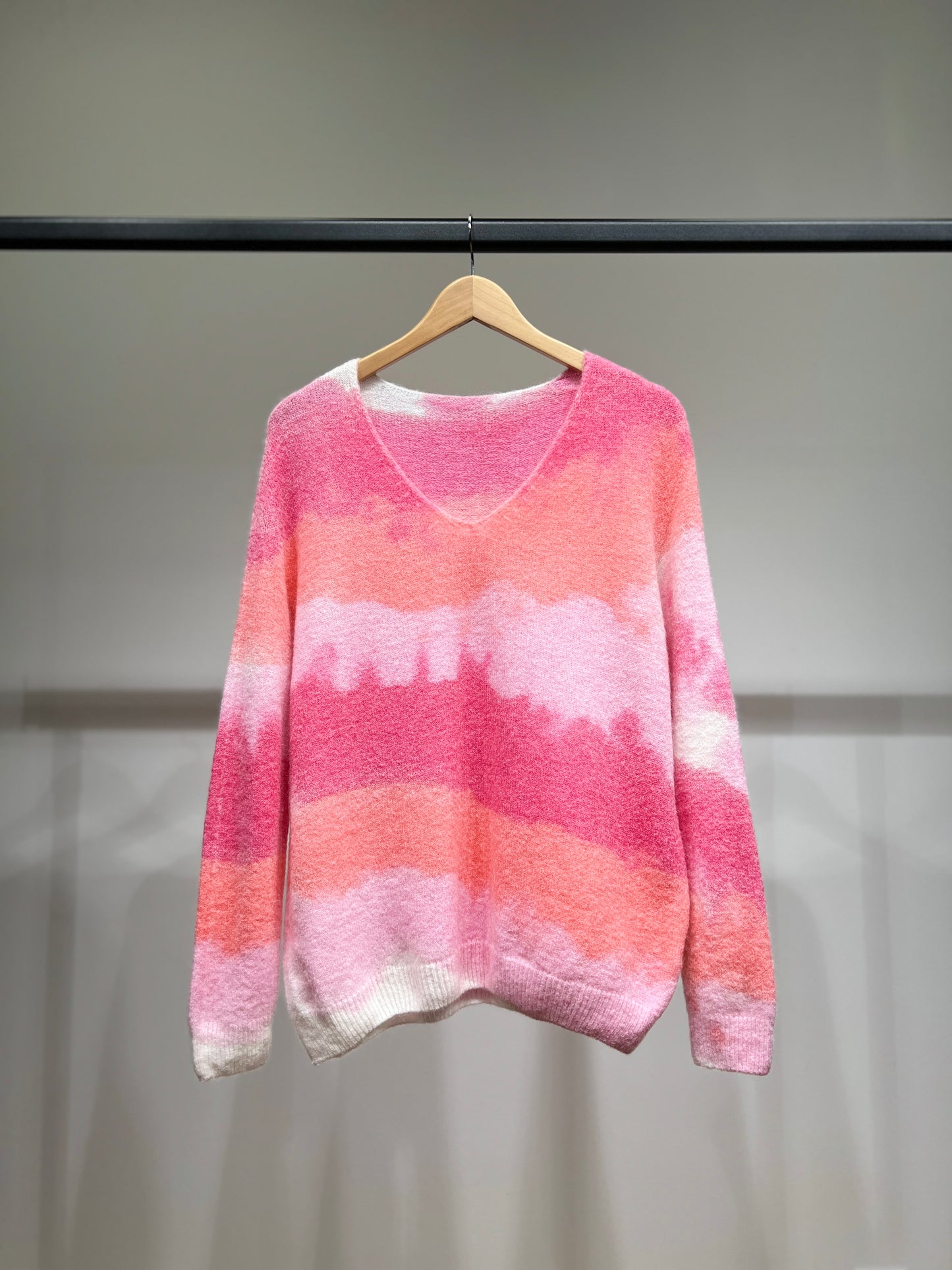 Pull Large Col V Motif Tye & Dye 20% Alpaca